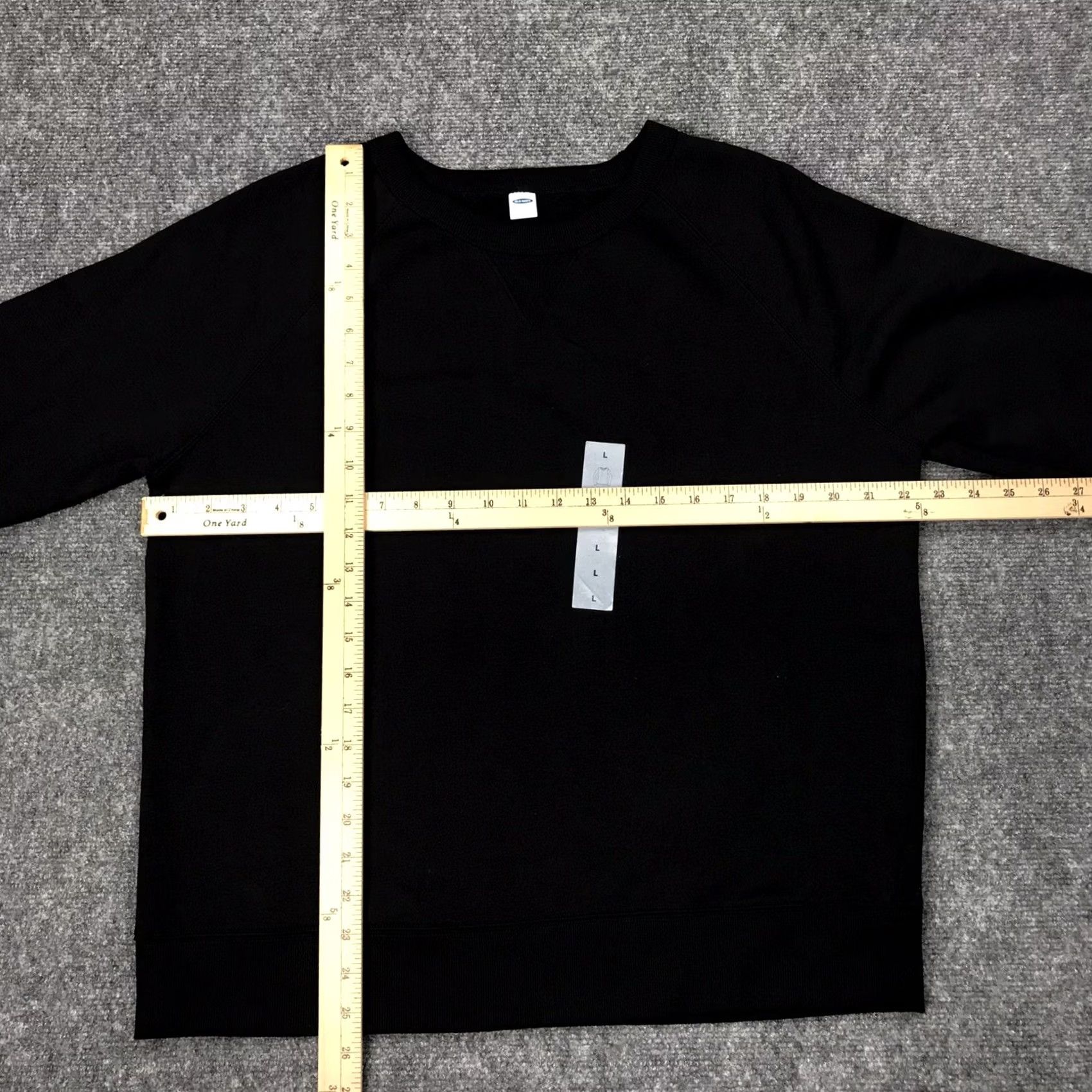 Old Navy VINTAGE NWOT Old Navy Women's Black Crewneck Sweatshirt Large Gusset Style Pullover Size L / US 10 / IT 46 - 6 Thumbnail