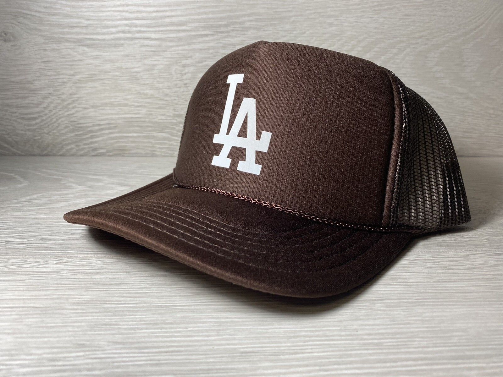Vintage LA BROWN CAP HIGH CROWN TRUCKER SNAPBACK VINTAGE Size ONE SIZE - 1 Thumbnail