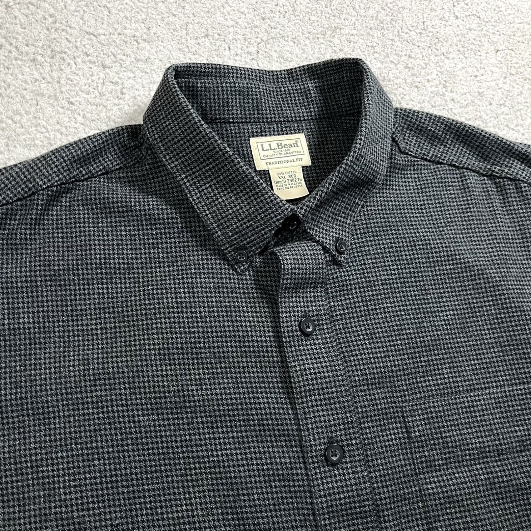 Vintage LL Bean Shirt Mens 2XL Gray Houndstooth Flannel Button-Up Long Sleeve Casual Vintage Style Womens? No, Mens. Size US XXL / EU 58 / 5 - 3 Thumbnail
