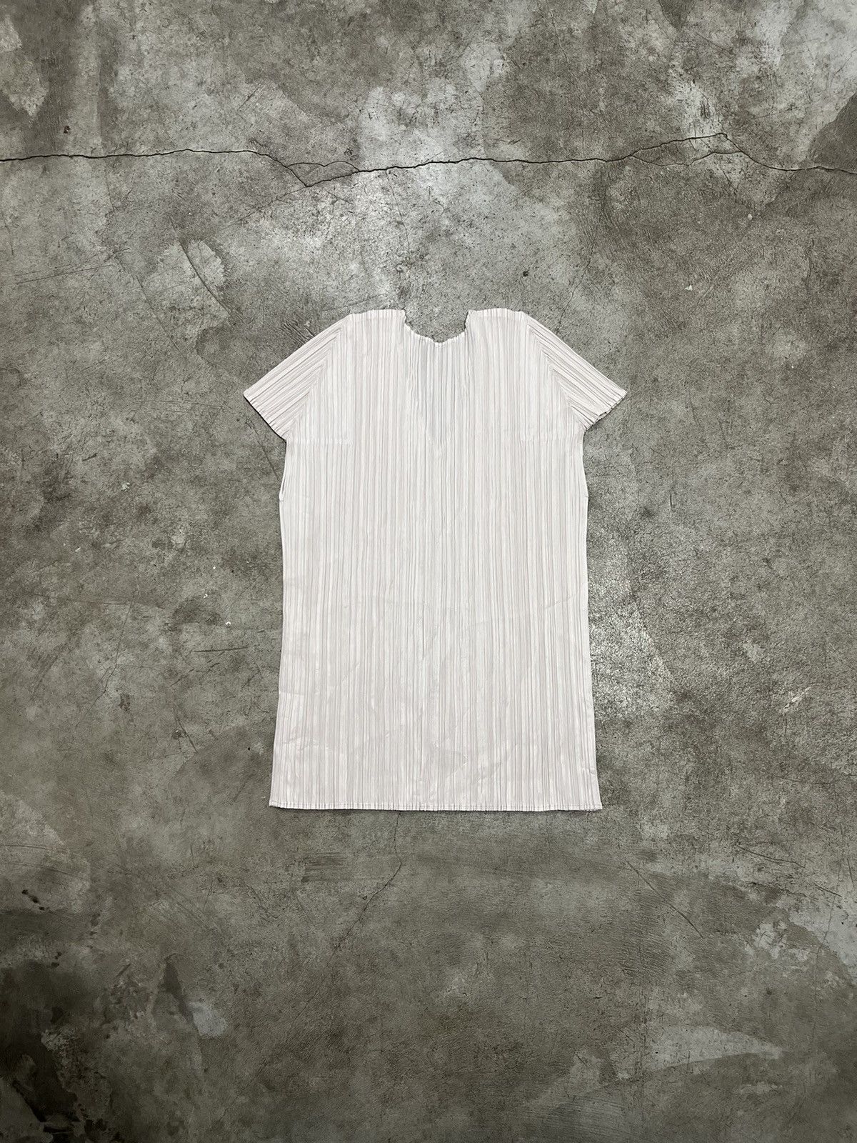 Issey Miyake × Japanese Brand × Pleats Please Issey Miyake Issey Miyake Pleats Please Womens Pink Short Sleeve Top Size L / US 10 / IT 46 - 3 Thumbnail