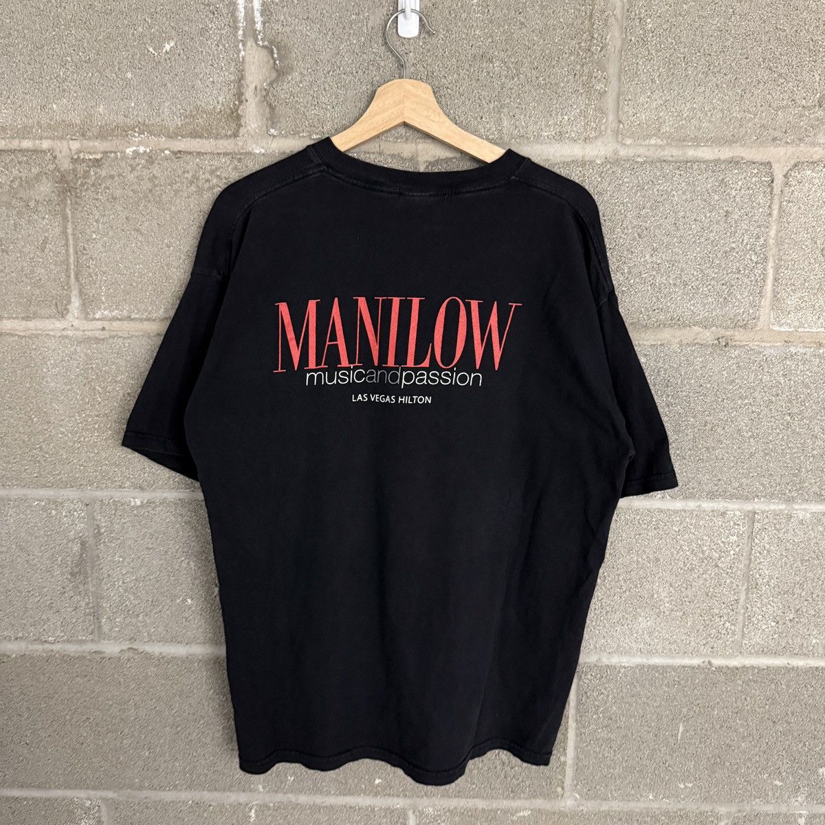 Other VTG Barry Manilow Music Passion Tour Black T-Shirt Mens XL Size US XL / EU 56 / 4 - 2 Thumbnail