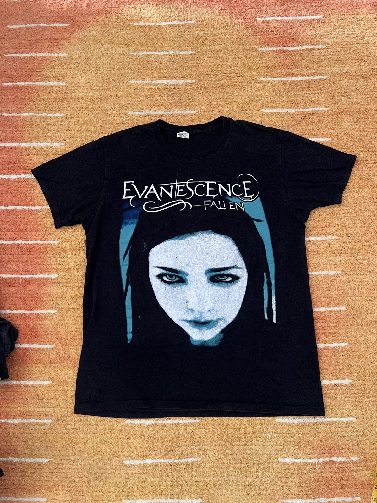 Band Tees Vintage 00’s Evanescence Fallen Tour 2003 Tshirt Size US L / EU 52-54 / 3 - 1 Thumbnail