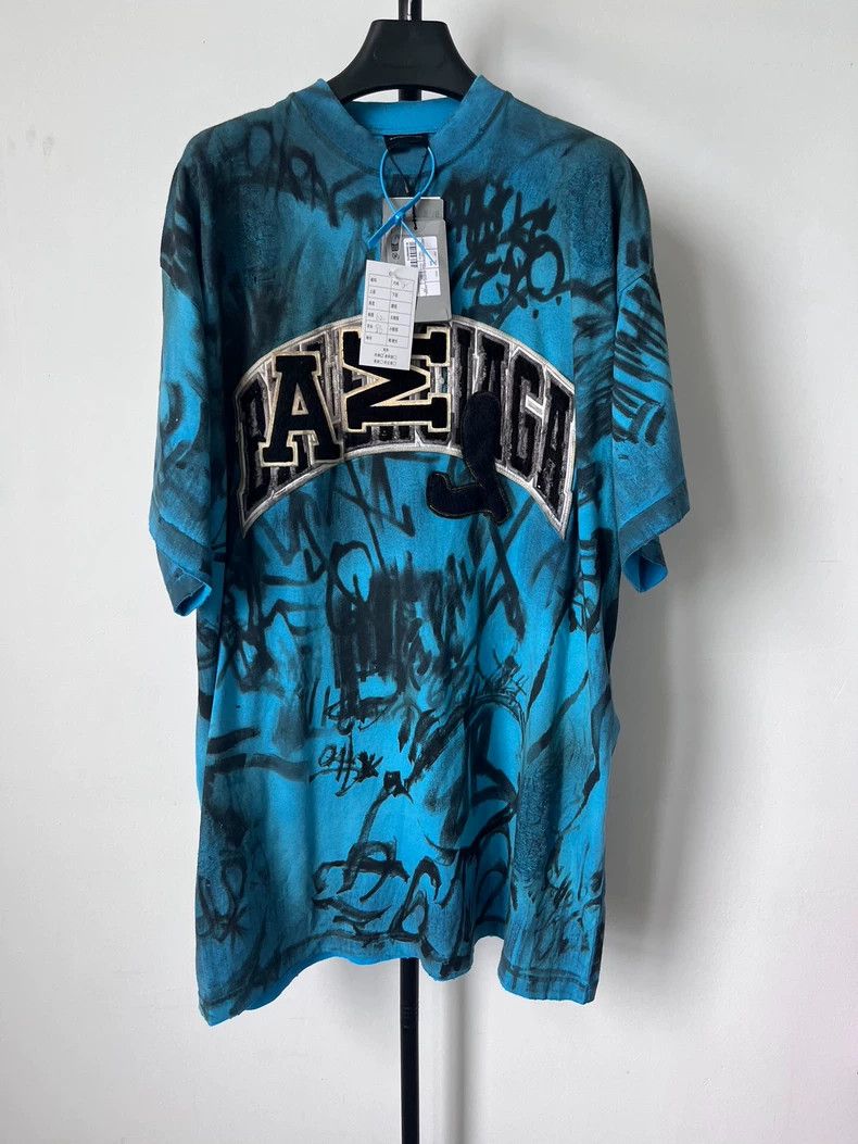 Balenciaga Balenciaga Monogrammed crewneck short sleeve T-shirt Size US M / EU 48-50 / 2 - 1 Thumbnail