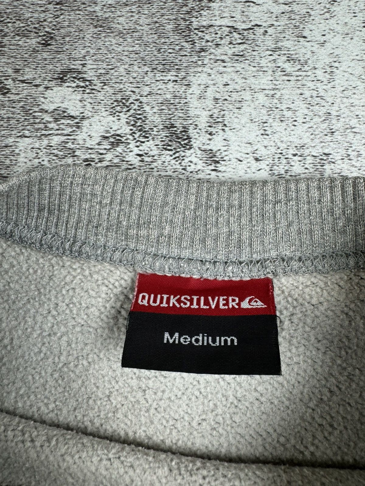 Quiksilver Quicksilver Vintage 90S-00S Big Logo Basic Gray Sweatshirt Size US M / EU 48-50 / 2 - 16 Thumbnail