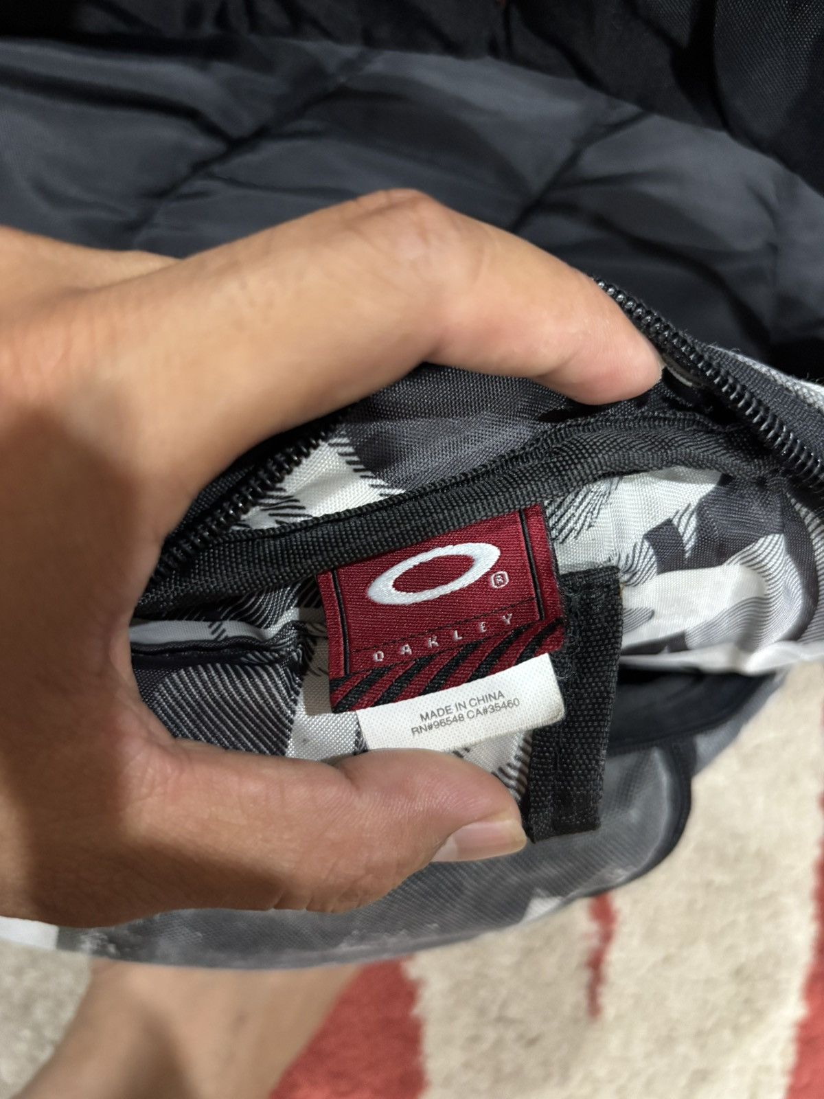 Oakley Oakley Skull Bag Y2K 2000s Size ONE SIZE - 6 Thumbnail