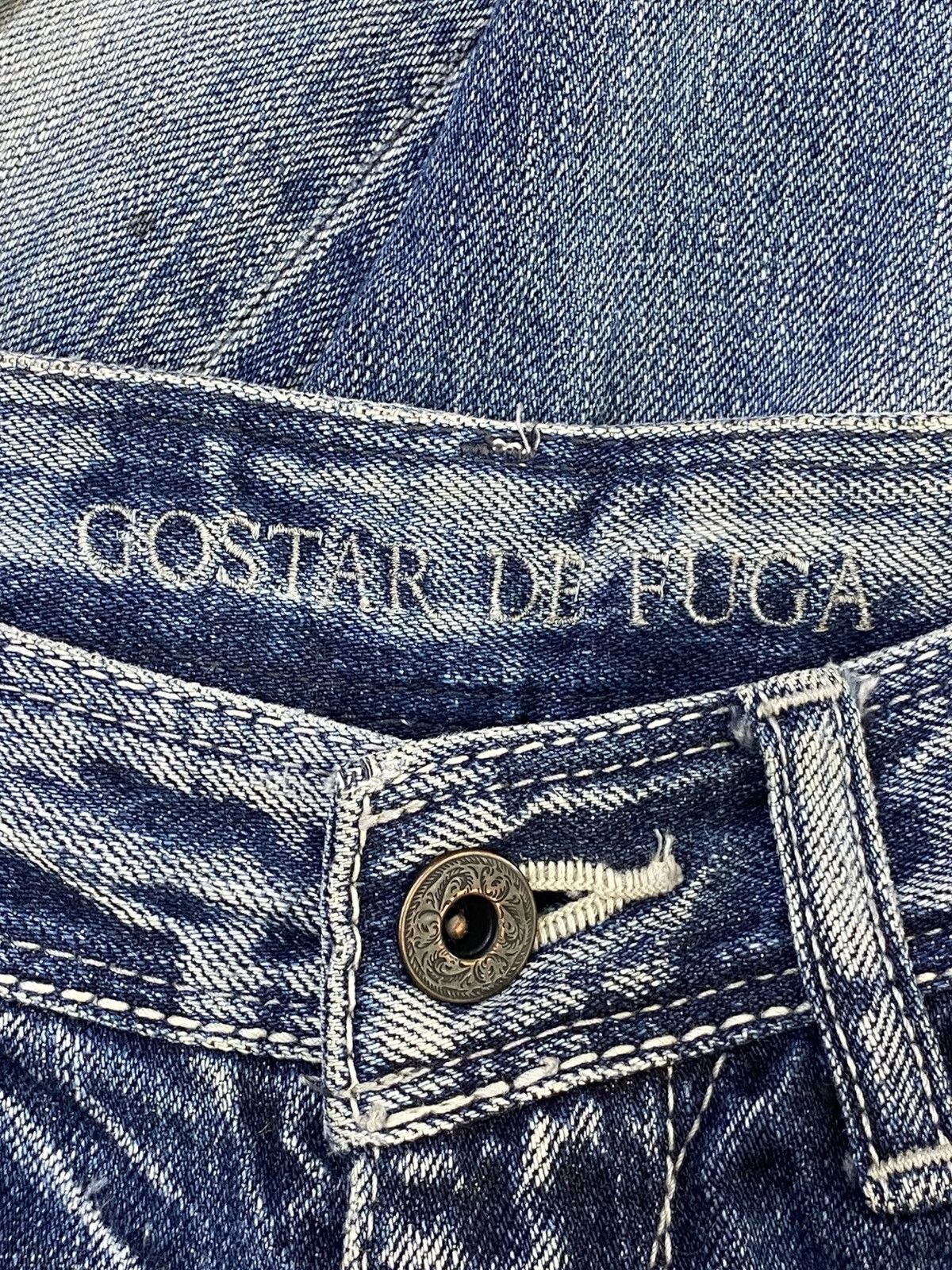 GOSTAR DE FUGA GOSTARDE FUGA Light Wash Whiskered Style Flare Leg Jeans Size US 30 / EU 46 - 11 Thumbnail