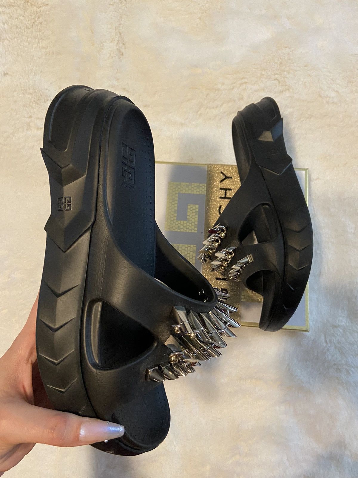 Givenchy Givenchy studded spiked marshmallow sandals Size US 8 / IT 38 - 9 Thumbnail