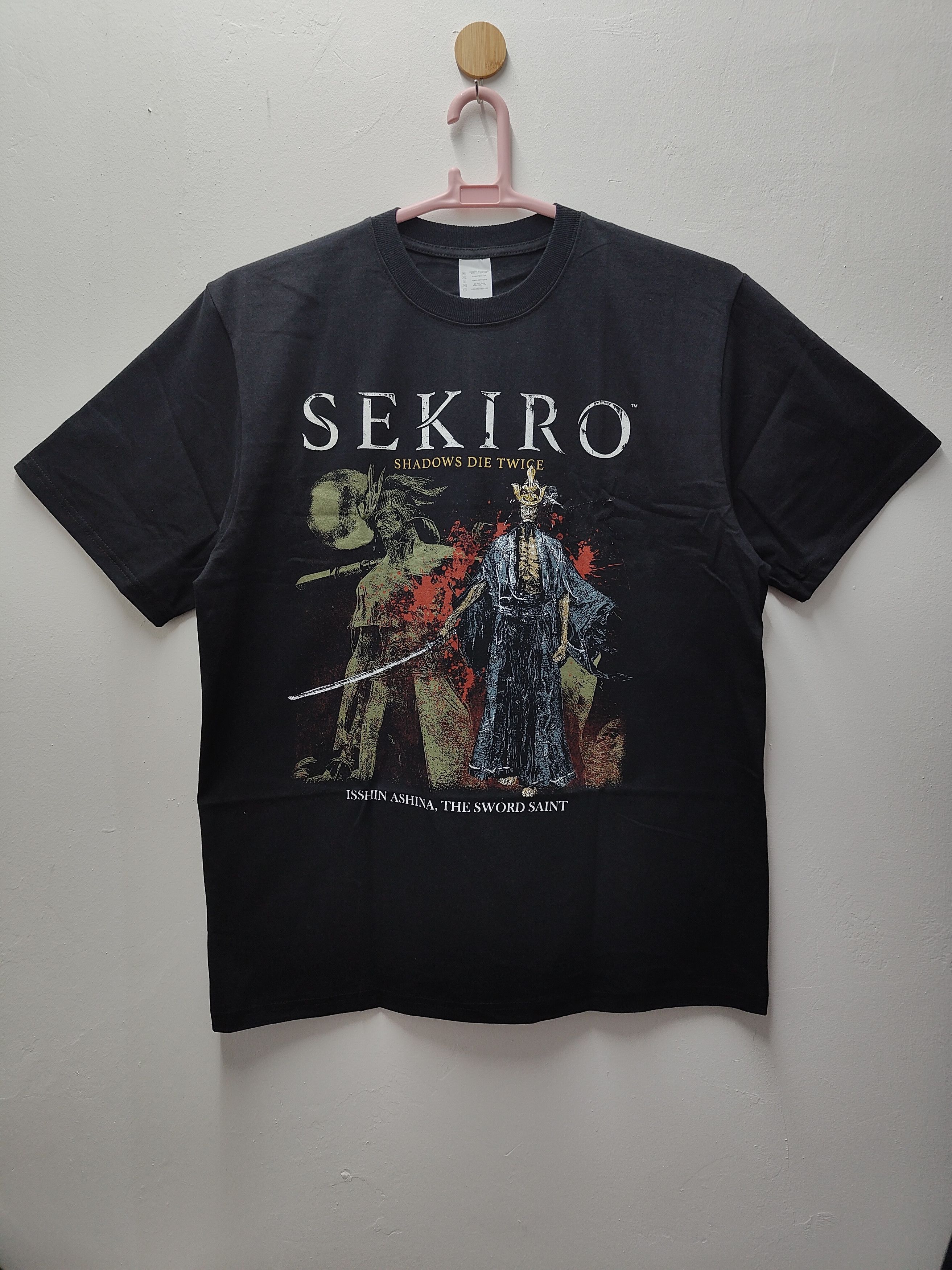 Playstation Sekiro "Isshin Ashina, The Sword Saint" T-shirt Size US XL / EU 56 / 4 - 1 Thumbnail
