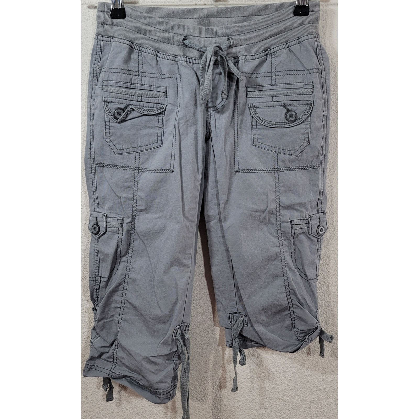 Decree Decree Gray Drawstring Waist Capri Pants 0 Roll Tab Tie Legs Size 25" / US 0 / IT 36 - 1 Thumbnail