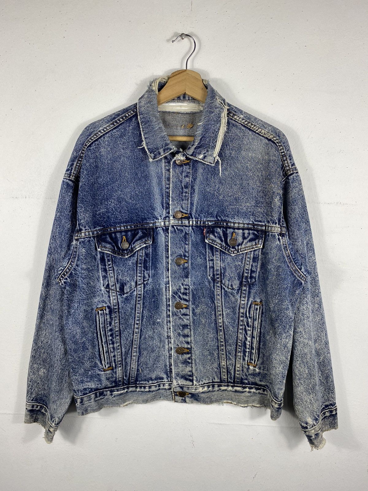 Levi's Vintage Clothing Vintage Levis Distressed Denim Button Jacket Size US M / EU 48-50 / 2 - 1 Thumbnail