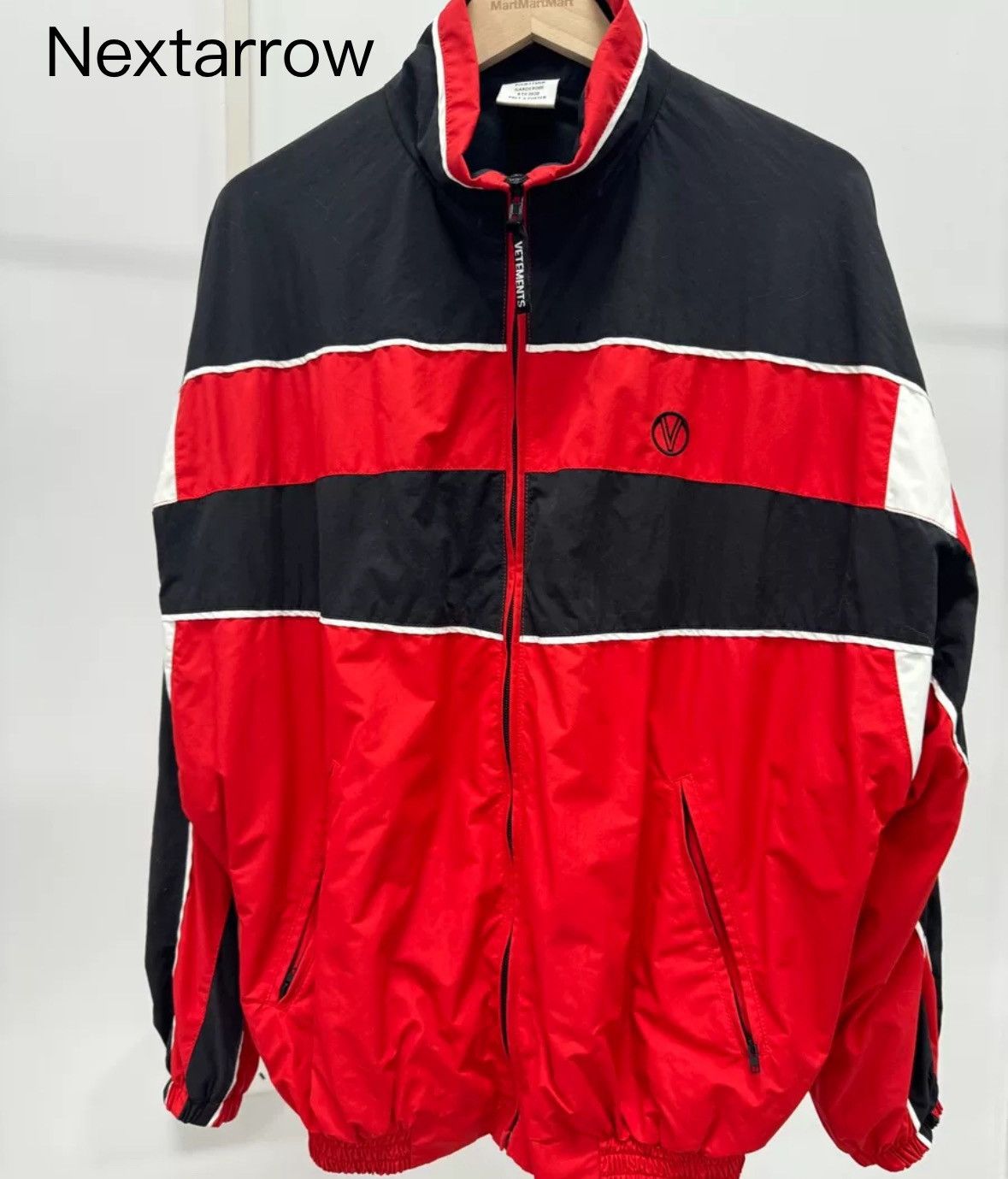 Vetements Vetements 20SS Black and Red Jacket2412-Nextarrow Size US S / EU 44-46 / 1 - 1 Thumbnail