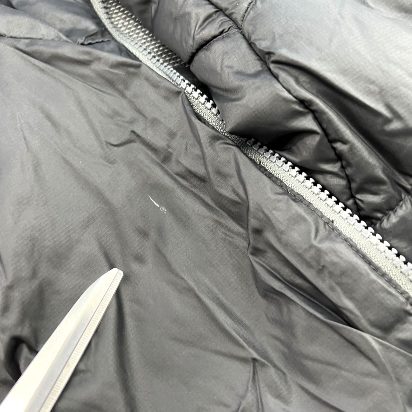 Vintage Millet Pertex Microlight Womens Black Jacket Medium Vest Removable Sleeves Hooded Puffer Jacket Outdoor Casual Zip Size M / US 6-8 / IT 42-44 - 2 Thumbnail