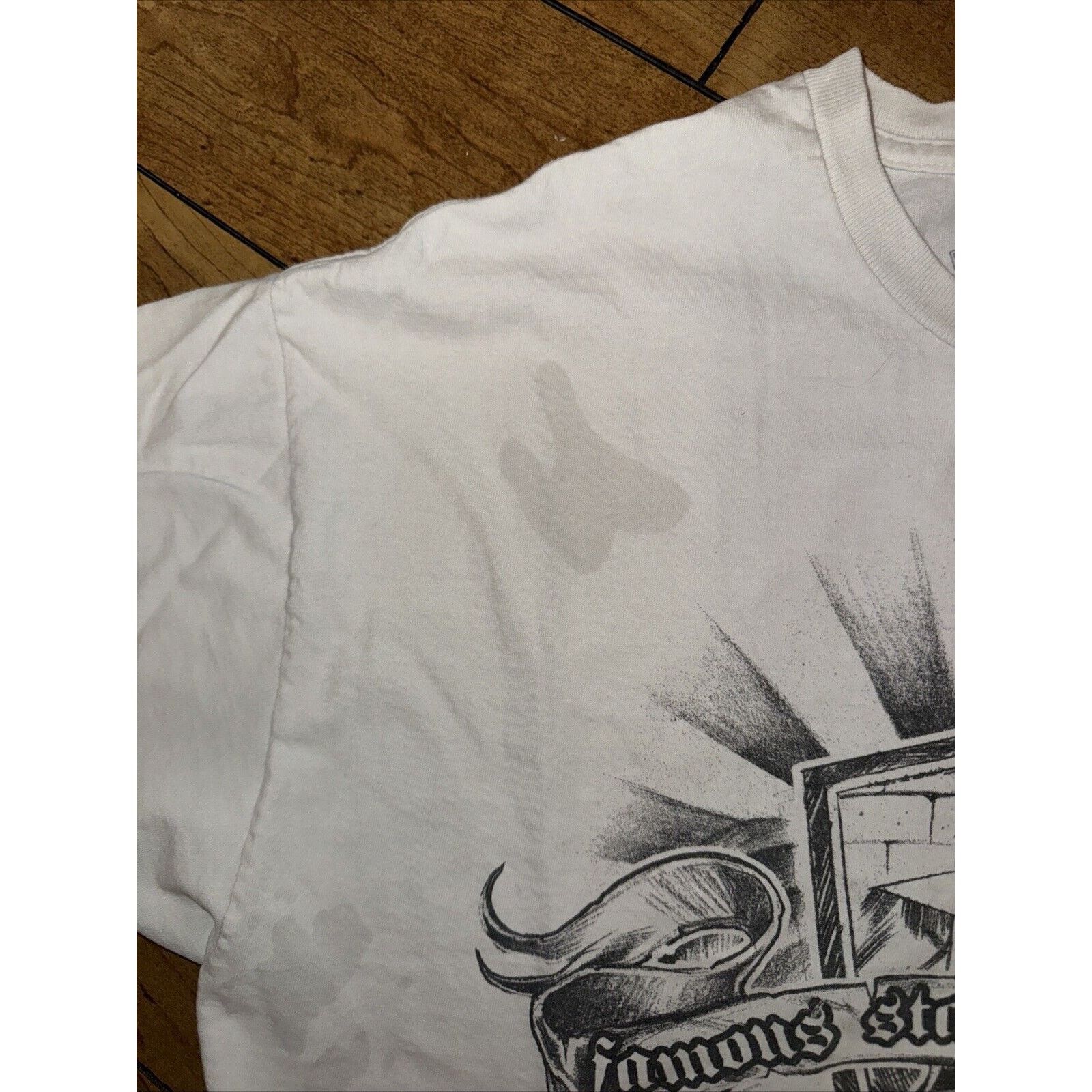 Band Tees × Famous Stars And Straps × Vintage Famous Stars And Straps T-Shirt White Large Y2K 21x26 Size US L / EU 52-54 / 3 - 4 Thumbnail