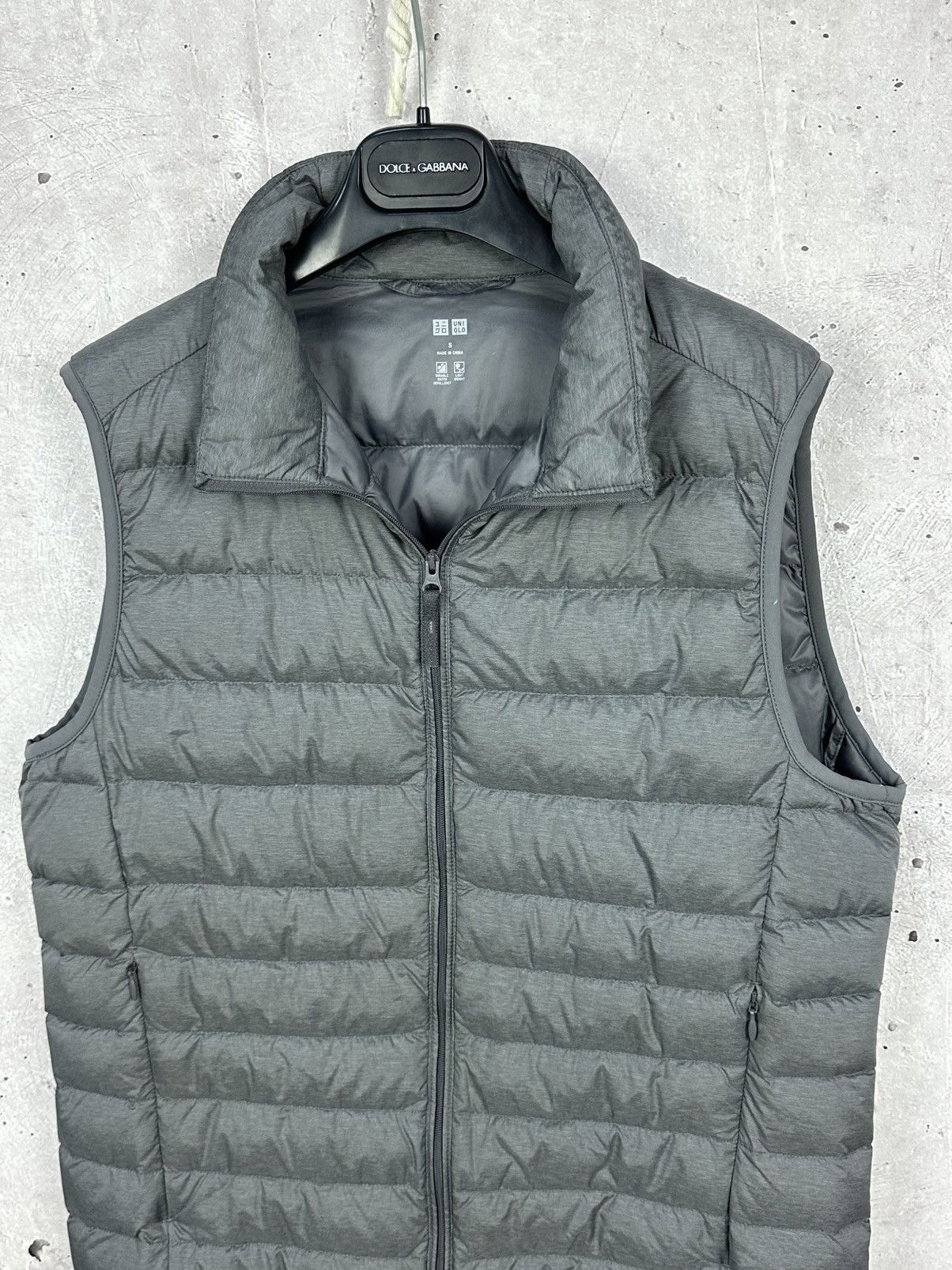 Japanese Brand × Uniqlo Uniqlo Quilted Grey Puffer Men’s Zip Vest Size US S / EU 44-46 / 1 - 2 Thumbnail