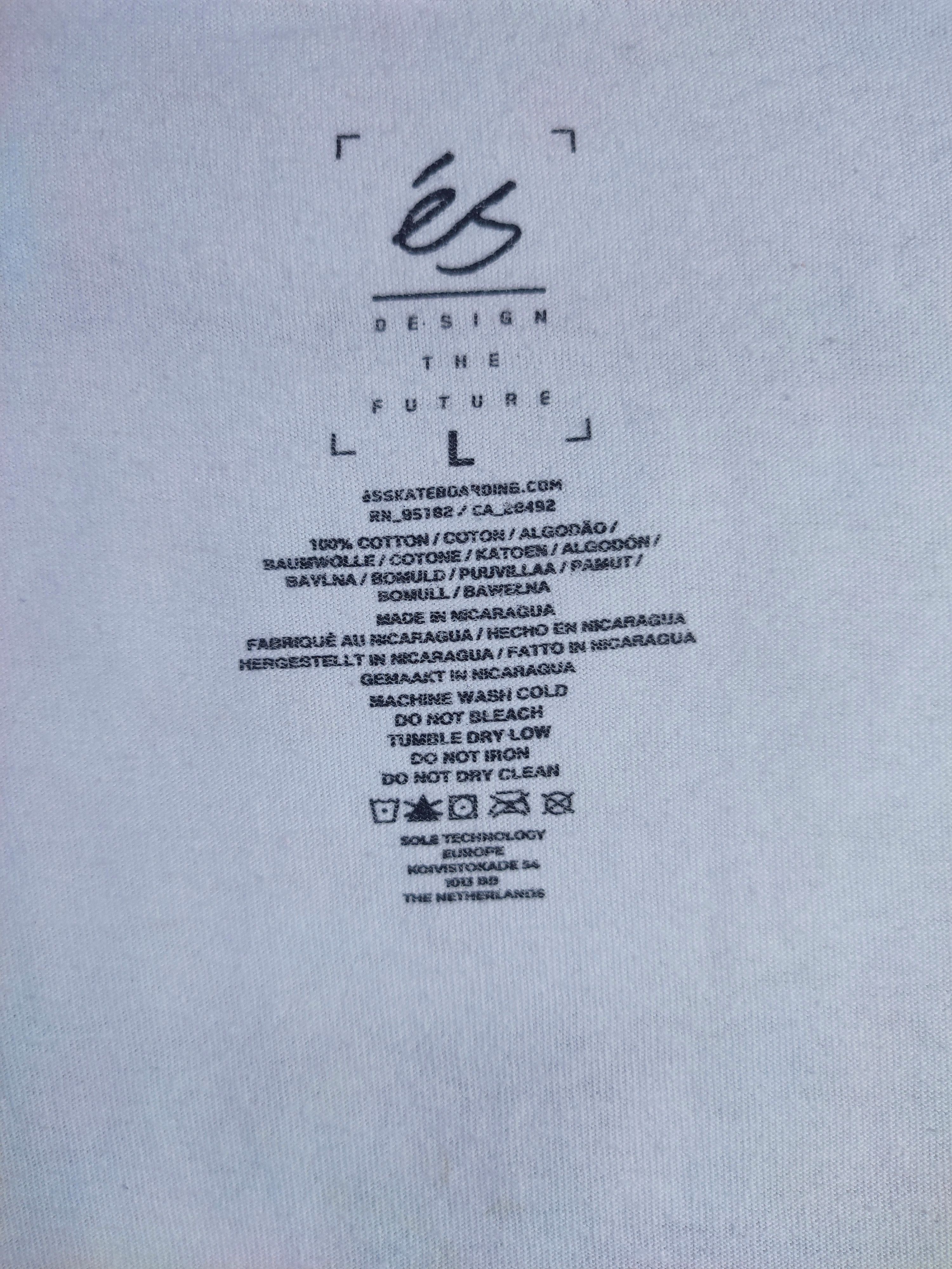 Vintage eS Menikmati Graphic T-Shirt Skate Vintage 2000 Streetwear Size US L / EU 52-54 / 3 - 6 Thumbnail