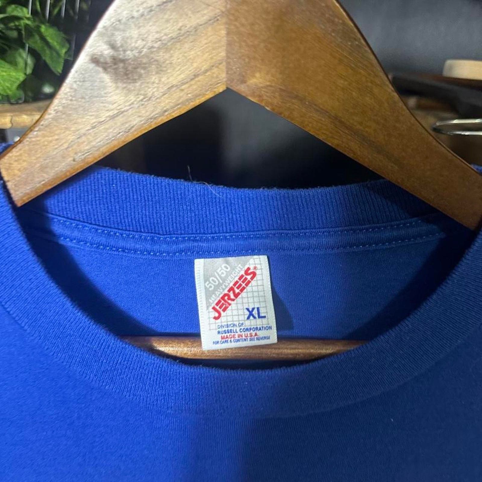 Jerzees Vintage 90s Hallmark Ornaments Tee Shirt Mens XL Blue Red Size US XL / EU 56 / 4 - 3 Thumbnail