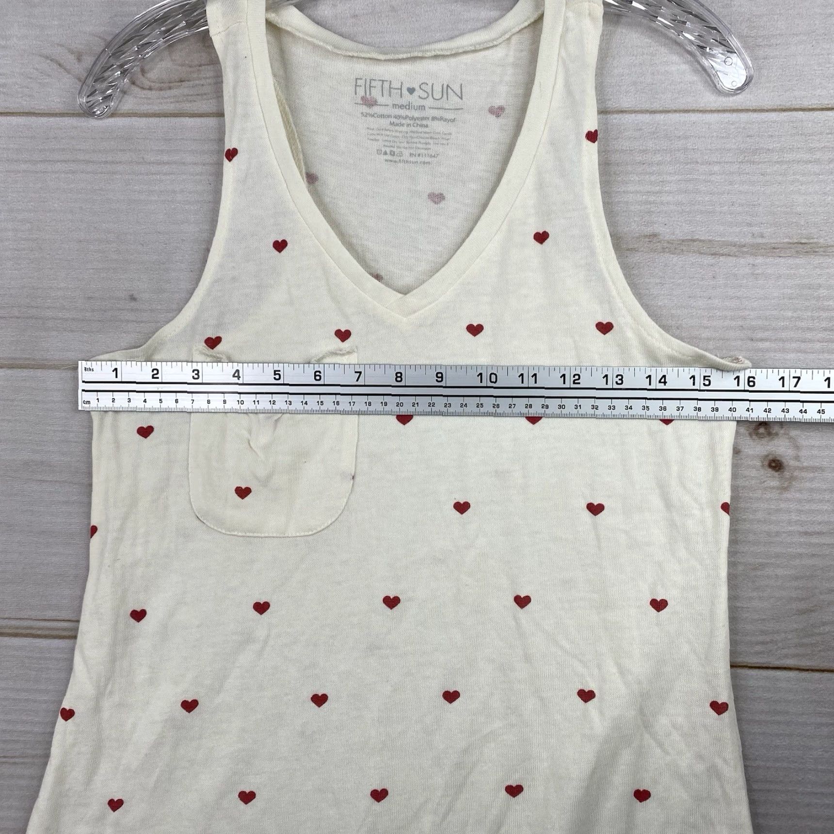 Vintage Fifth Sun Tank Womens M Red Hearts Print Pocket V Neck Knit Boho Novelty Fun Shirt Bodice? Size M / US 6-8 / IT 42-44 - 5 Thumbnail