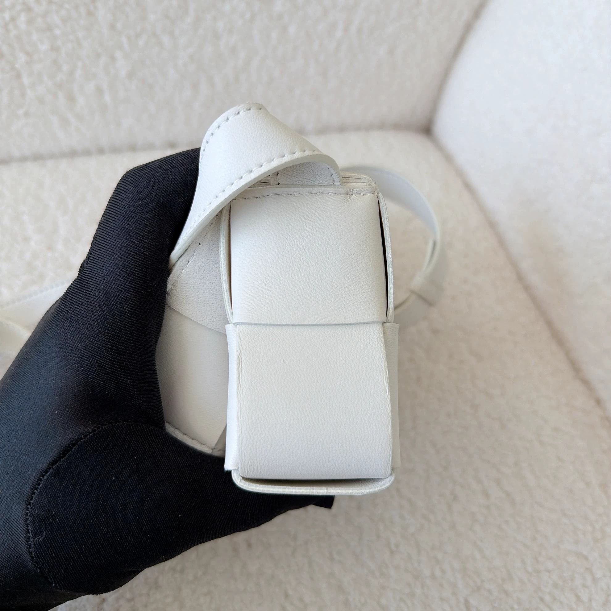 Bottega Veneta BOTTEGA VENETA CASSETTE Intreccio White Bag Size ONE SIZE - 4 Thumbnail