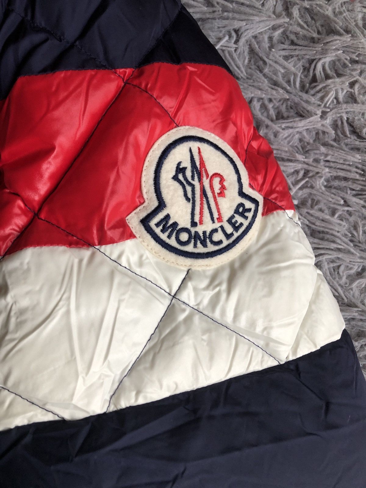 Moncler Down jacket Moncler Size M / US 6-8 / IT 42-44 - 2 Thumbnail