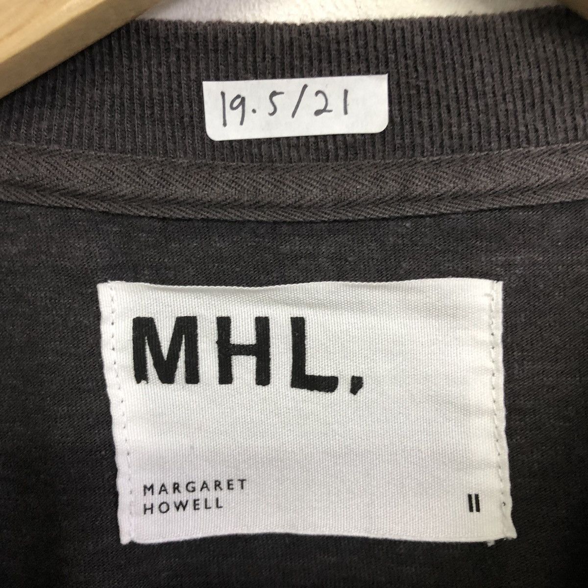 Margaret Howell Margaret Howell Cropped Pocket Plain Minimalist Tshirt Size XS / US 0-2 / IT 36-38 - 8 Thumbnail