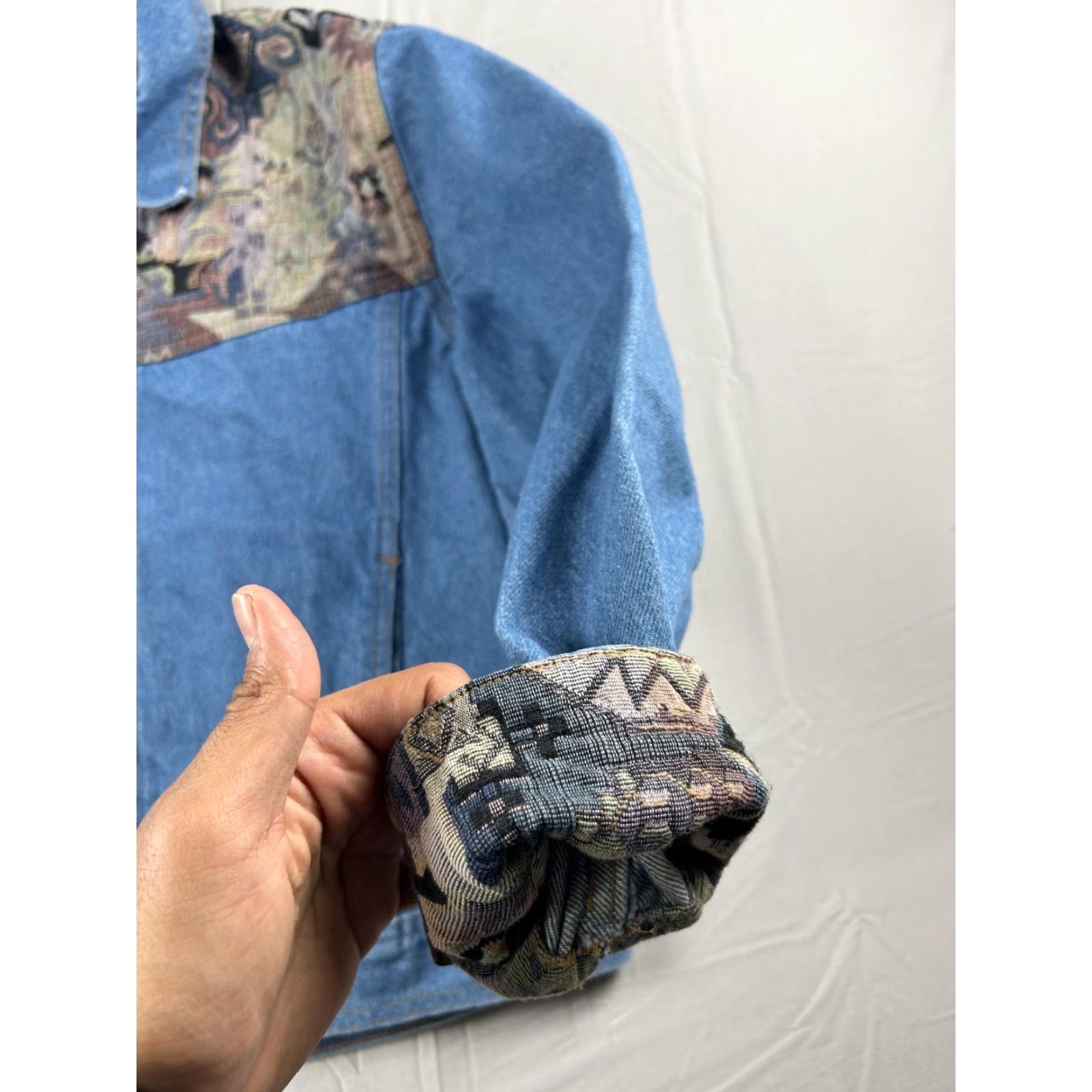 Vintage VINTAGE L.L. Bean Jacket Womens Petite Large Blue Denim Southwestern Aztec 90s Size L / US 10 / IT 46 - 6 Thumbnail
