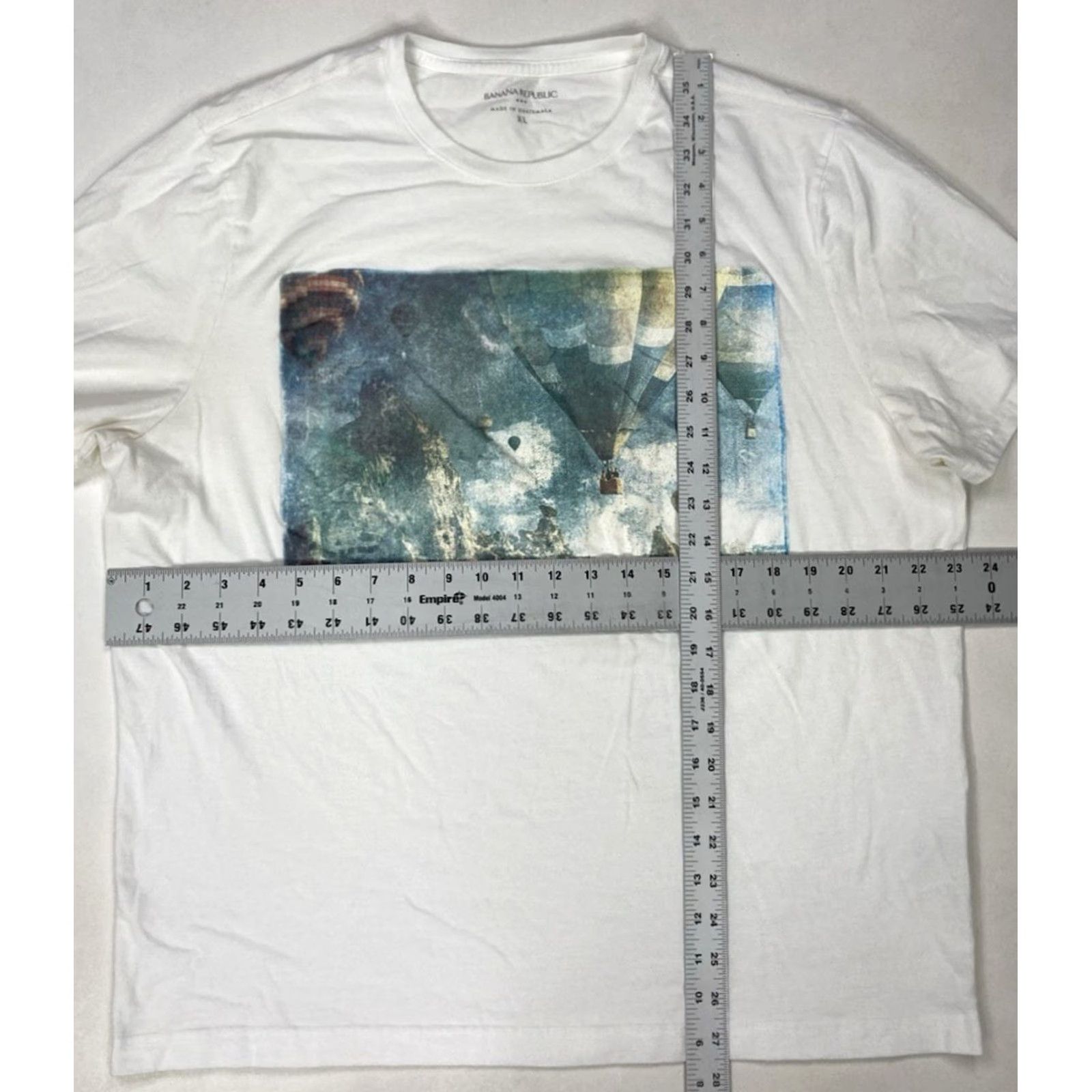 Banana Republic VINTAGE Banana Republic Graphic T-shirt Men XL White Short Sleeve Size US XL / EU 56 / 4 - 7 Thumbnail