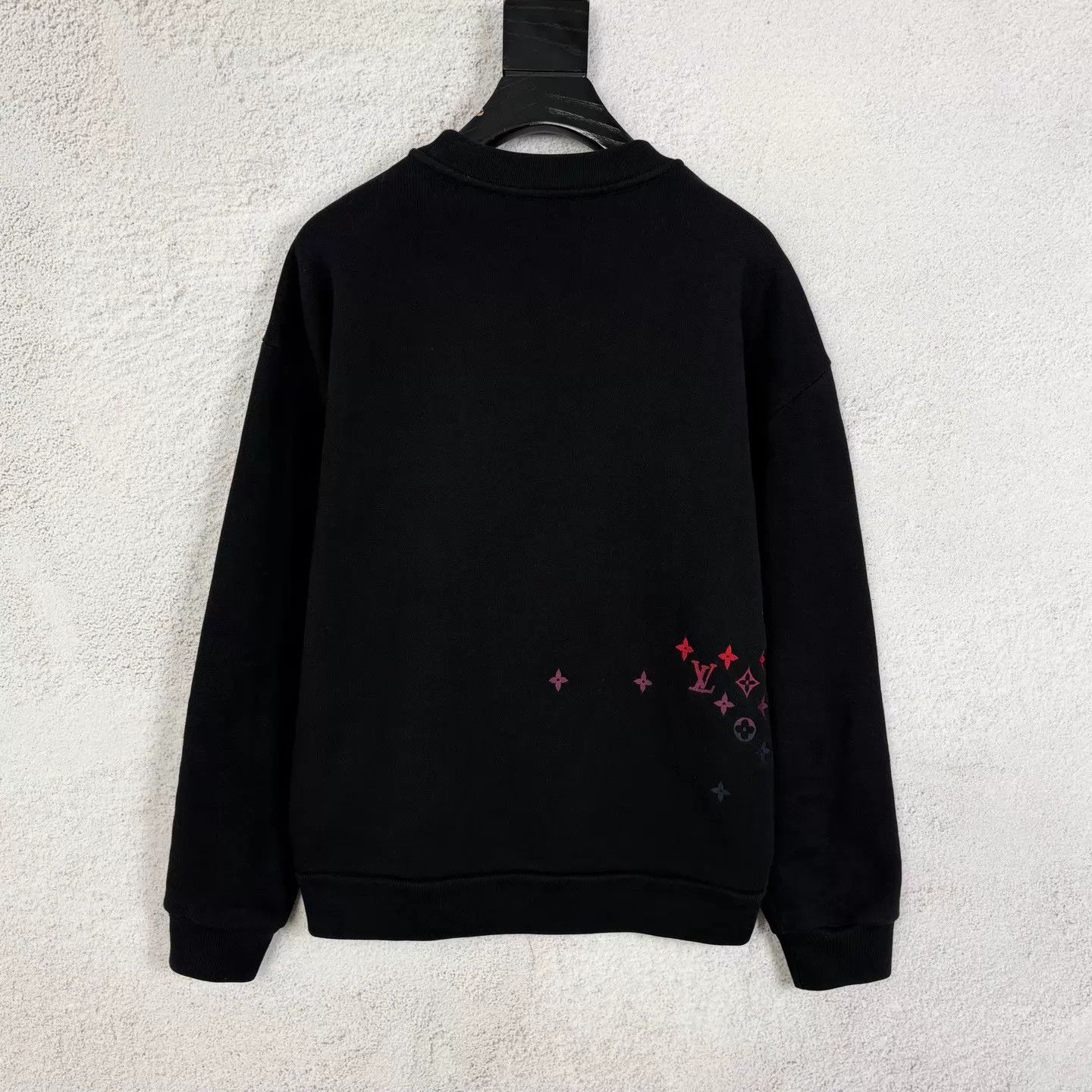 Louis Vuitton LV Black Embroidered Gradient Logo Sweatshirt S Size US S / EU 44-46 / 1 - 2 Thumbnail