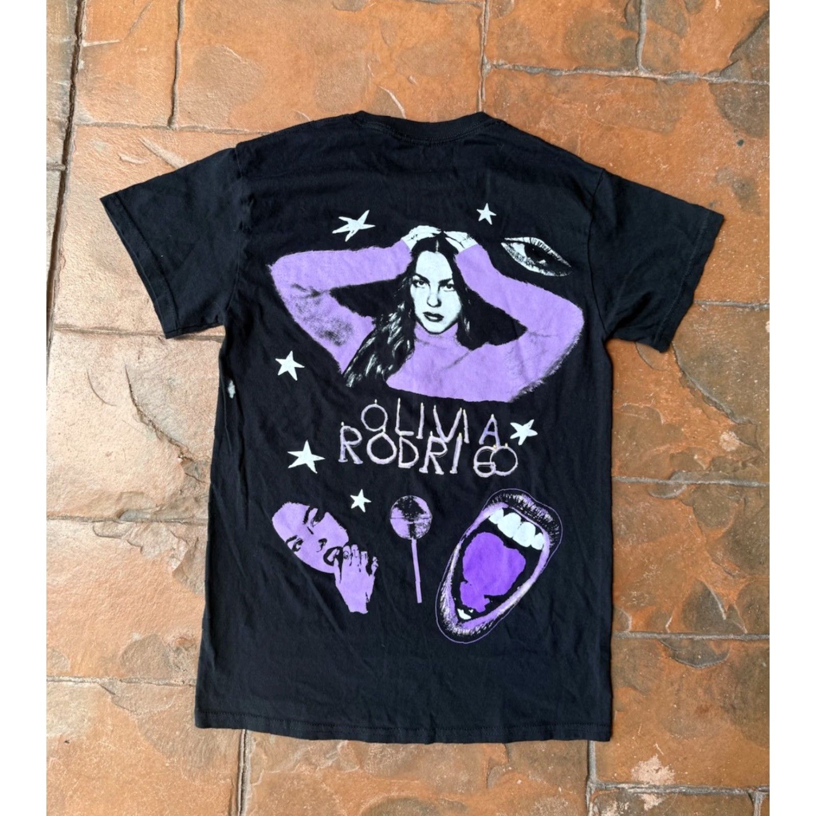 Vintage VINTAGE Olivia Rodrigo Sour Guts Album Concert Tour T-Shirt Small Black Official Merch Size US S / EU 44-46 / 1 - 2 Thumbnail