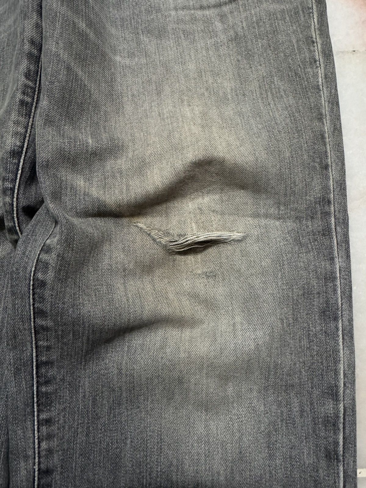 Edwin VINTAGE 2000s EDWIN CRAZY FADE DISTRESSED BAGGY Size US 32 / EU 48 - 6 Thumbnail