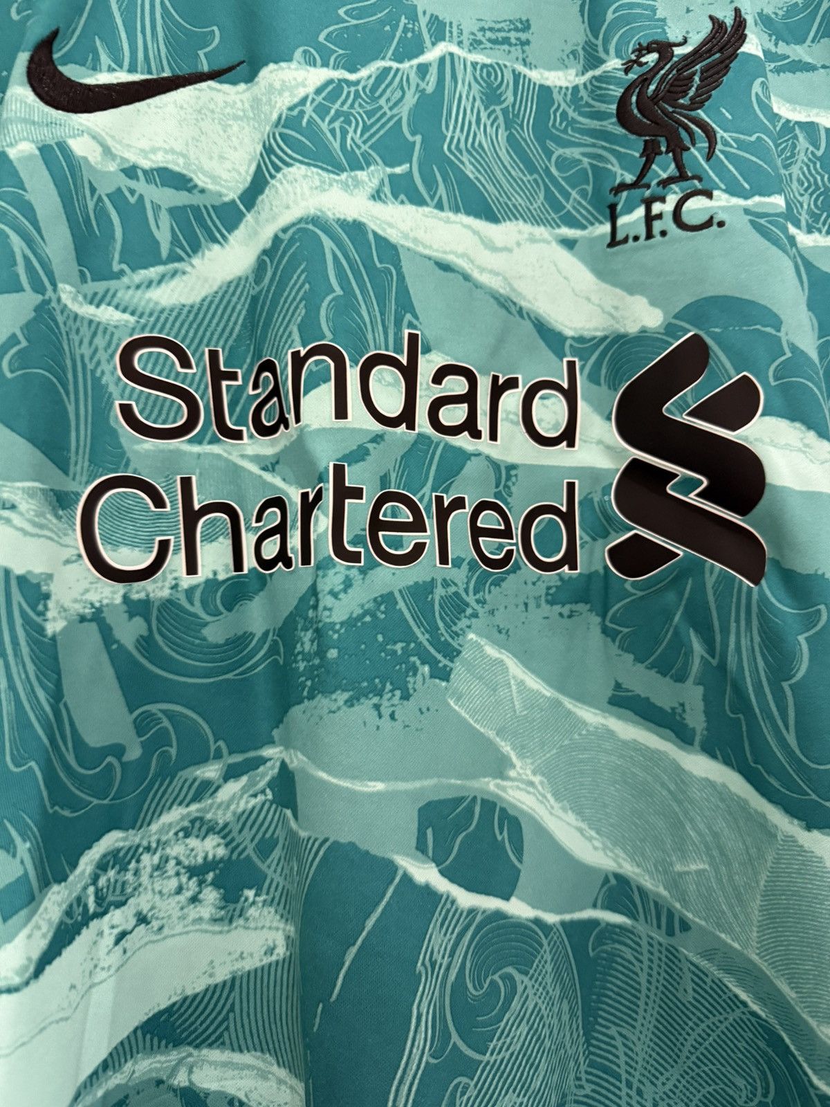 Other Liverpool 2020/21 Nike away Salah Jersey Size US M / EU 48-50 / 2 - 3 Thumbnail