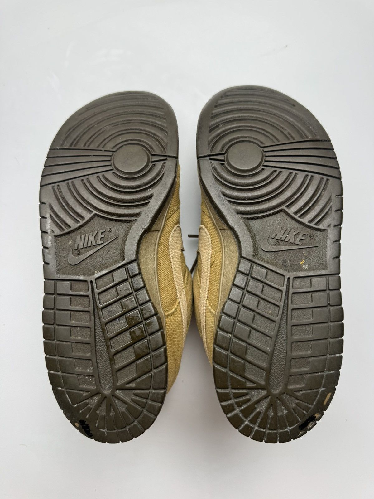 Nike SB 2005 Nike Dunk Low Pro SB Sandalwood Size US 9 / EU 42 - 6 Thumbnail