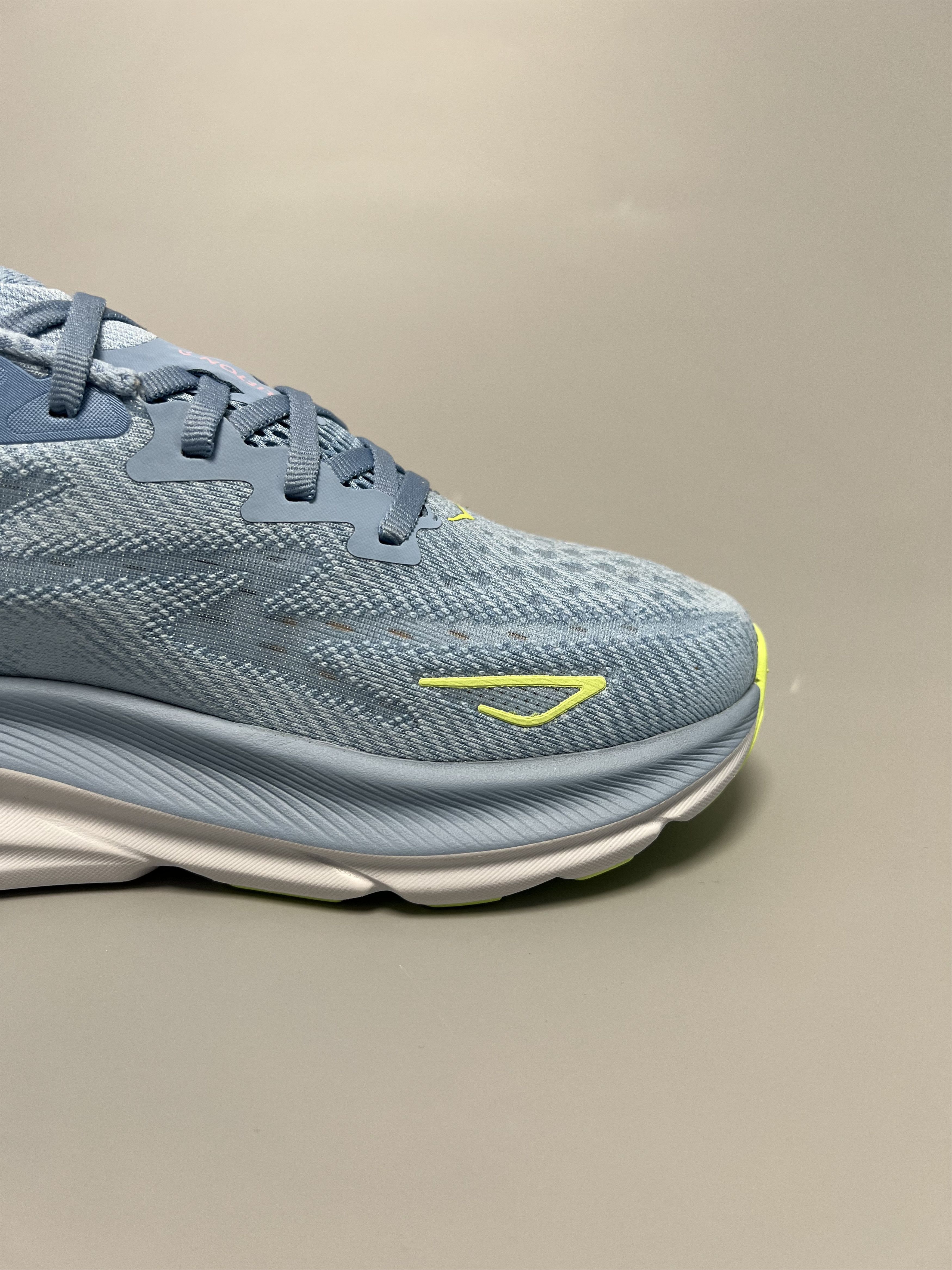 Hoka 7B Hoka One One Clifton 9 Running Shoes Walking Gym Size US 7 / IT 37 - 7 Thumbnail