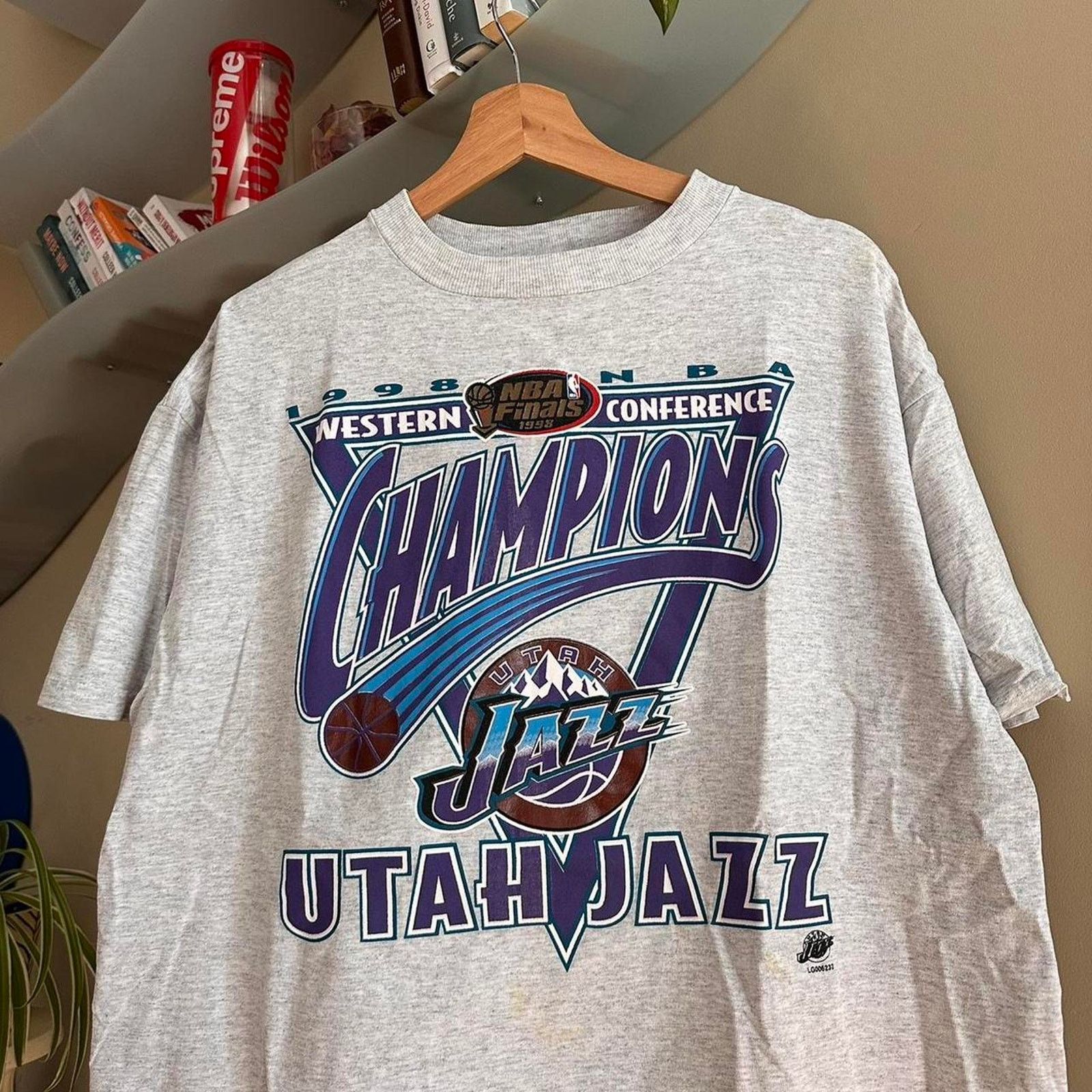 Logo 7 × Vintage Vintage 1998 Utah Jazz Shirt Size US L / EU 52-54 / 3 - 2 Thumbnail