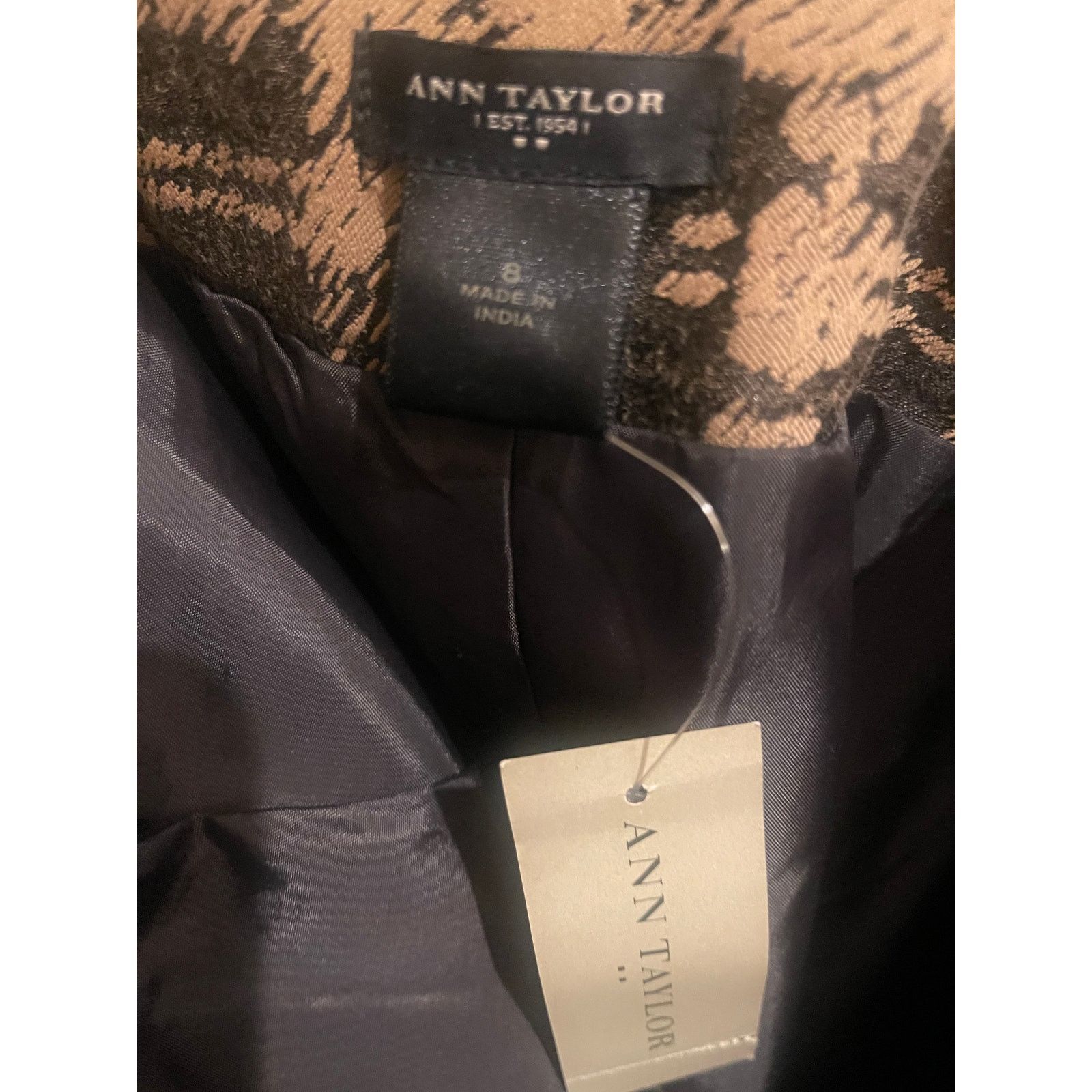 Ann Taylor Ann Taylor NWT Plaid Jacquard Pencil Skirt Brown Tan Size 8 Size 30" / US 8 / IT 44 - 4 Thumbnail