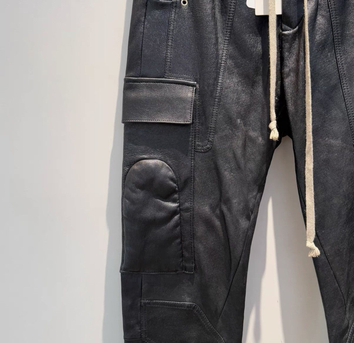 Rick Owens Rick Owens Mainline runway 19 sheepskin biker pants Size US 36 / EU 52 - 2 Thumbnail
