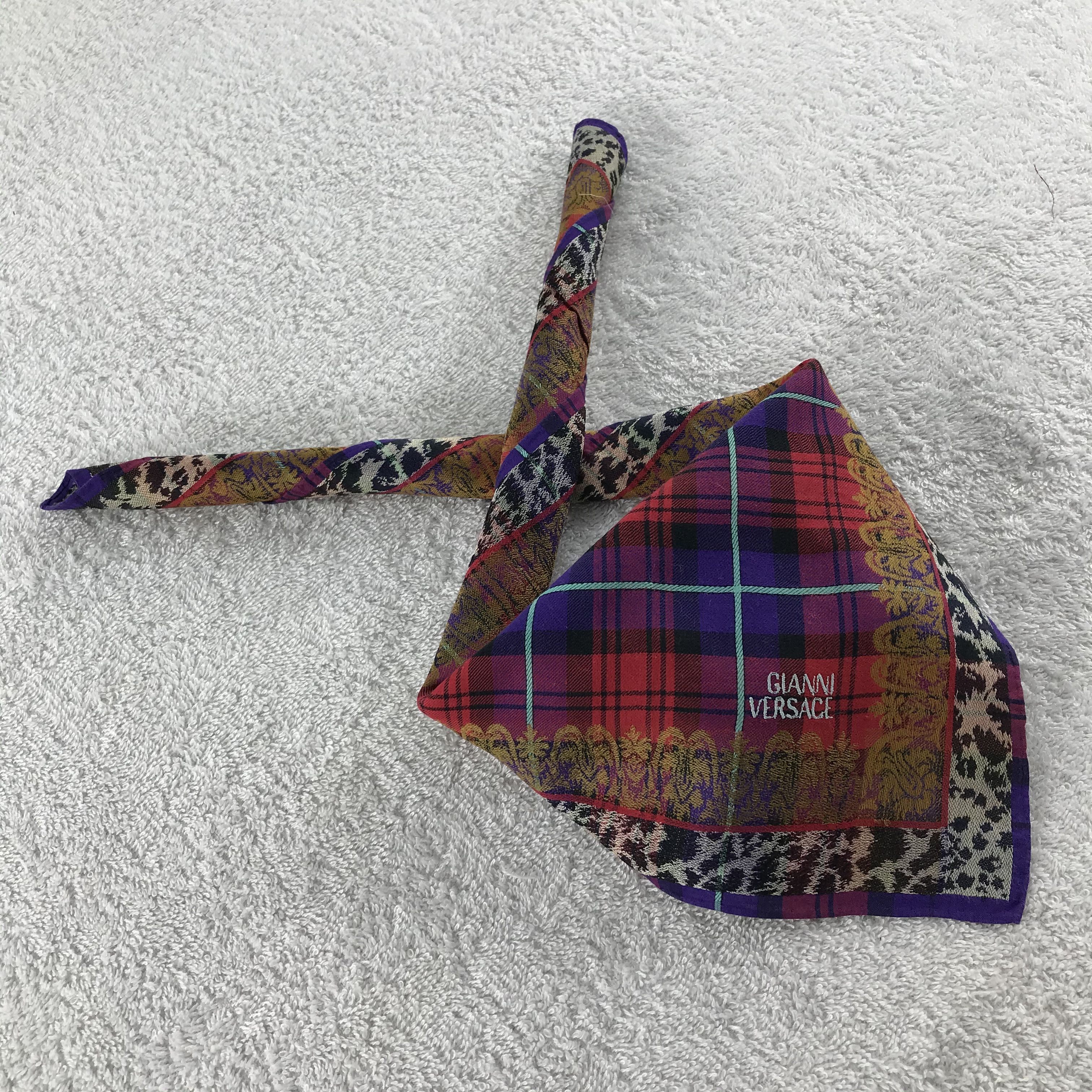 Versace × Vintage Gianni Versace Bandana/ Handkerchief / Neckerchief Size ONE SIZE - 2 Thumbnail