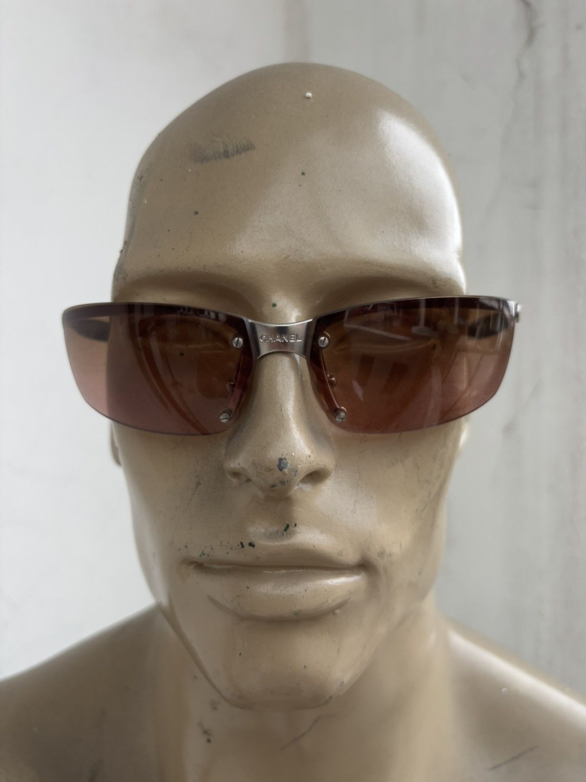 Chanel Vintage Rimless Shield Sunglasess 4008 Size ONE SIZE - 2 Thumbnail