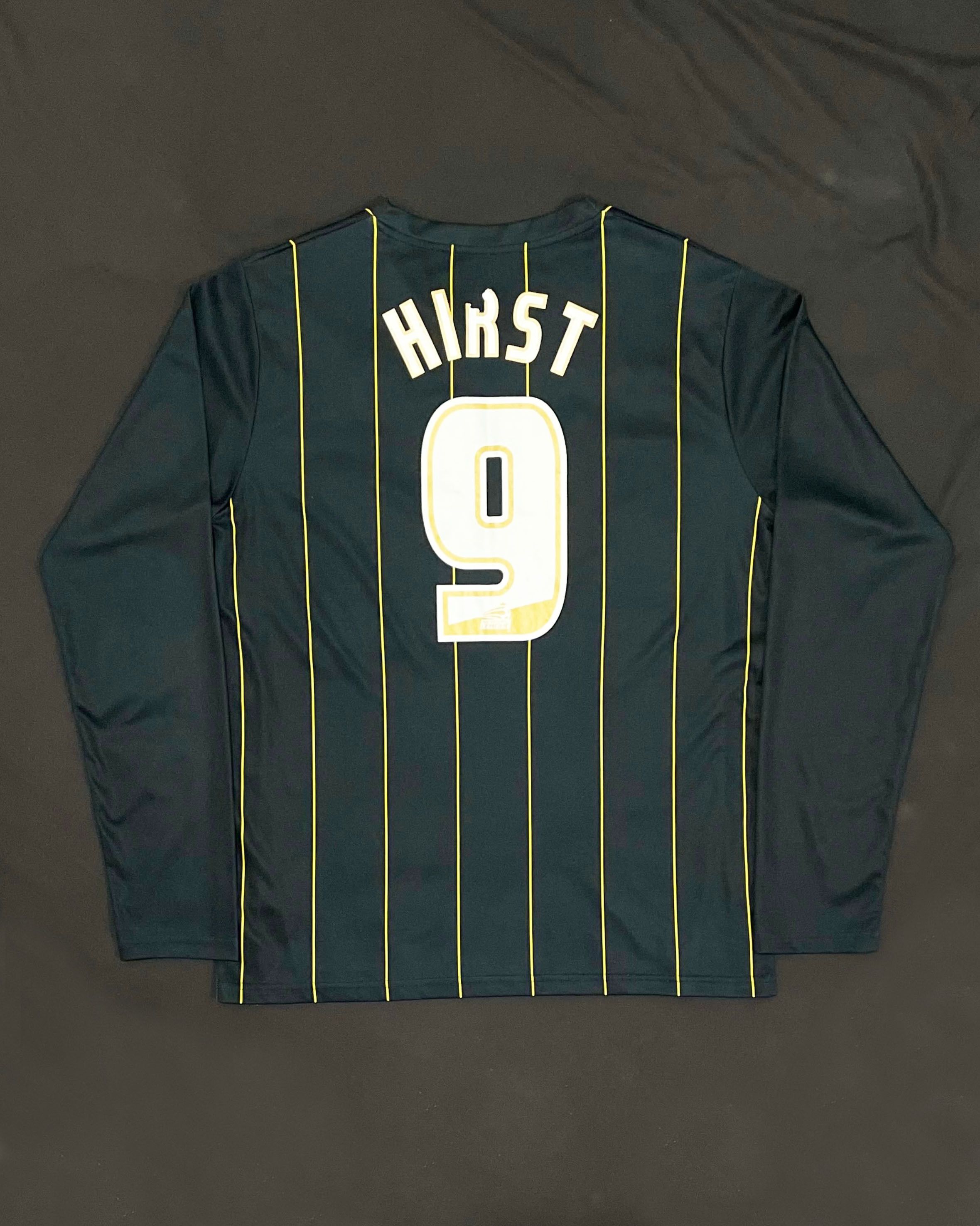 Puma Sheffield Wednesday Away Kit 2010 2011 Long Sleeve Size US L / EU 52-54 / 3 - 2 Thumbnail