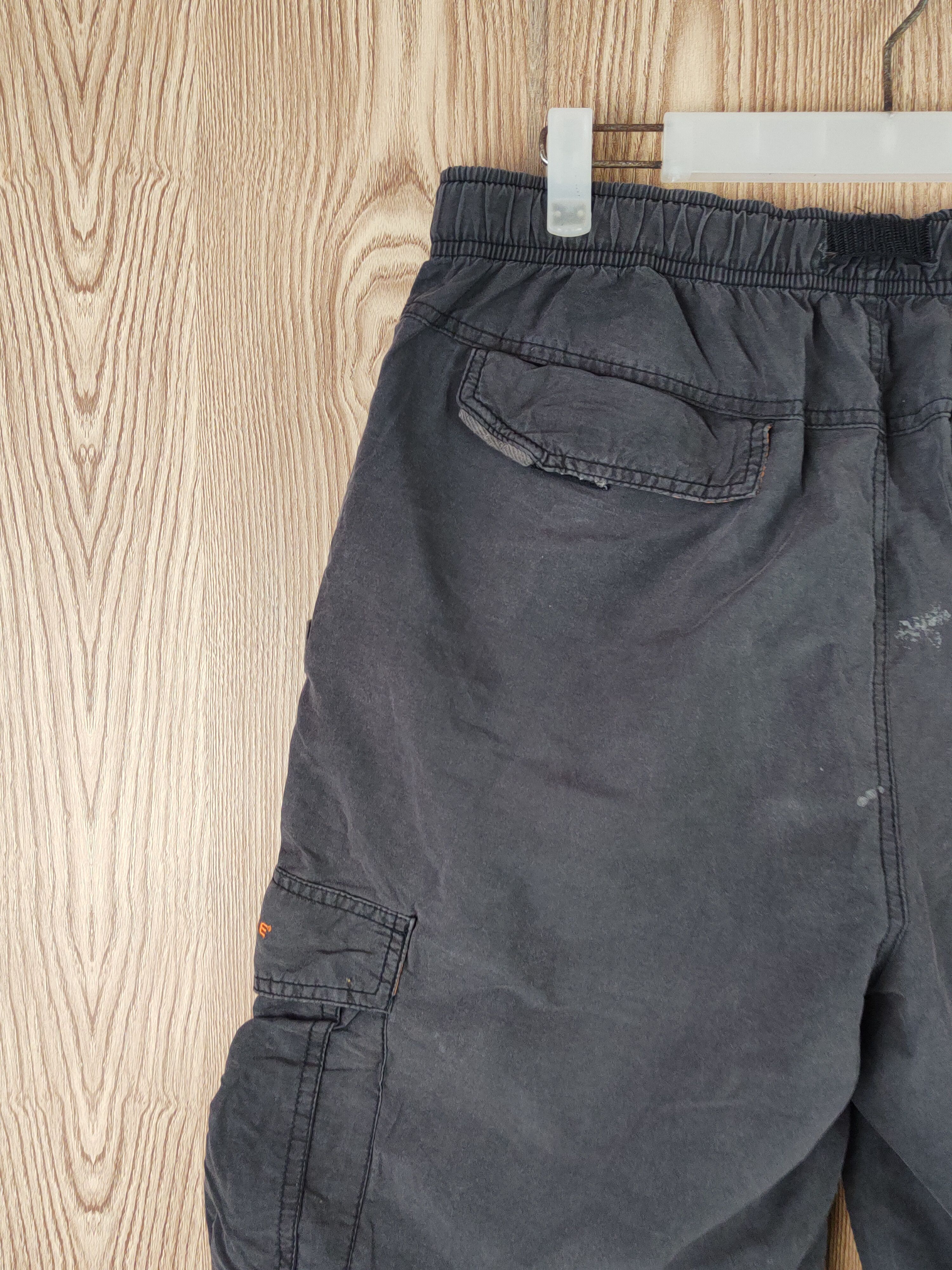 Converse Converse Black Faded Multipocket Tactical Short Pants #S2750 Size US 32 / EU 48 - 10 Thumbnail