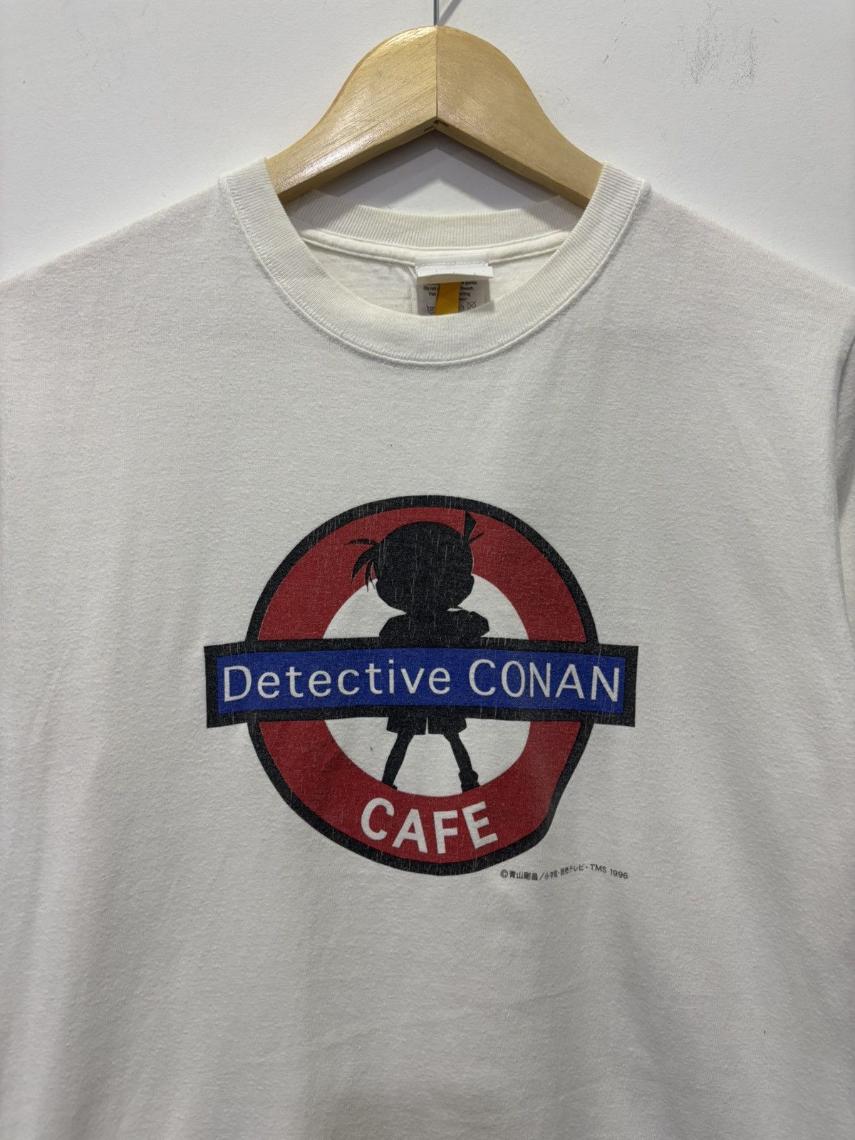 Anime Vintage 90’s Detective Conan Tshirt Size US S / EU 44-46 / 1 - 3 Thumbnail