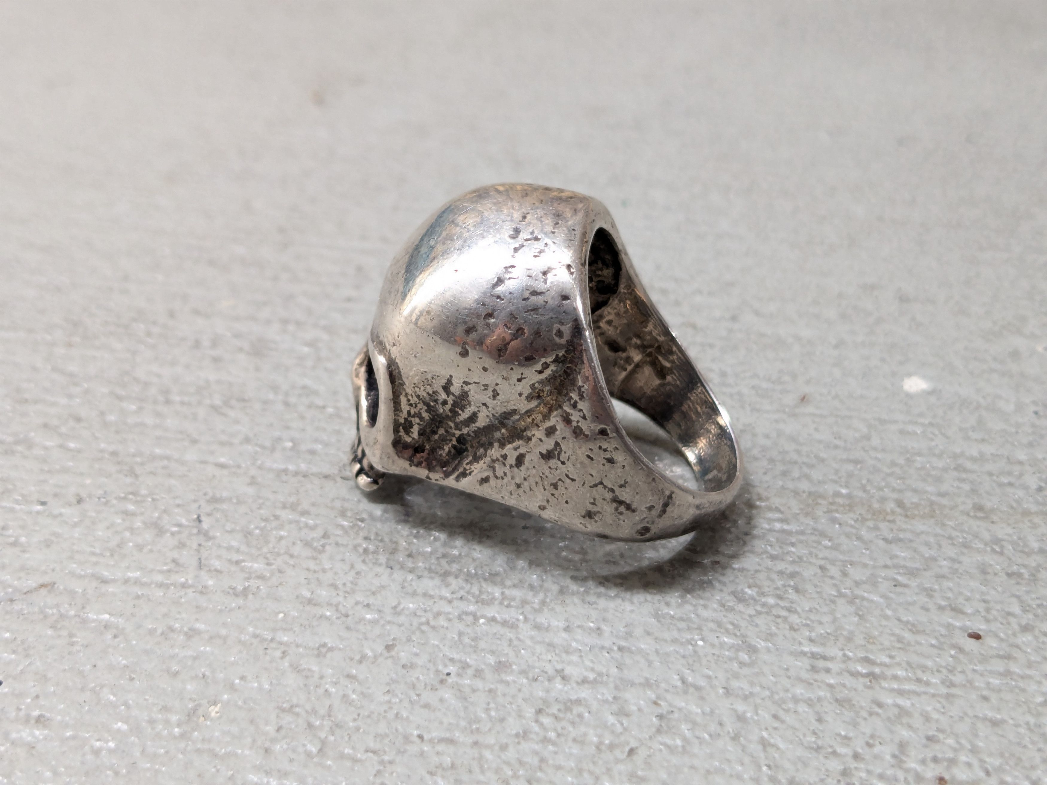 Jewelry × Vintage Vintage Skull Ring Skeleton Gordon & Smith Punk Rock Biker Size ONE SIZE - 4 Thumbnail