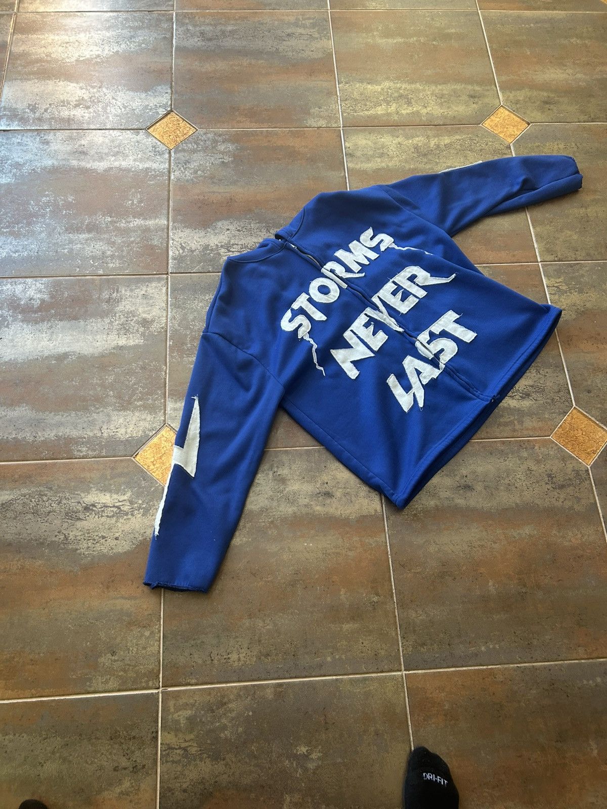 Other Storms Never Last Zip Up Size US M / EU 48-50 / 2 - 2 Thumbnail