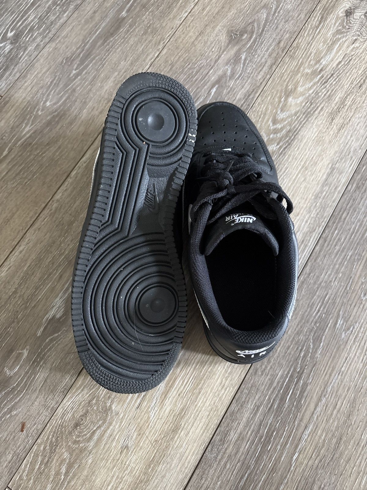 Nike Nike Air Force 1 Size US 10 / EU 43 - 3 Thumbnail