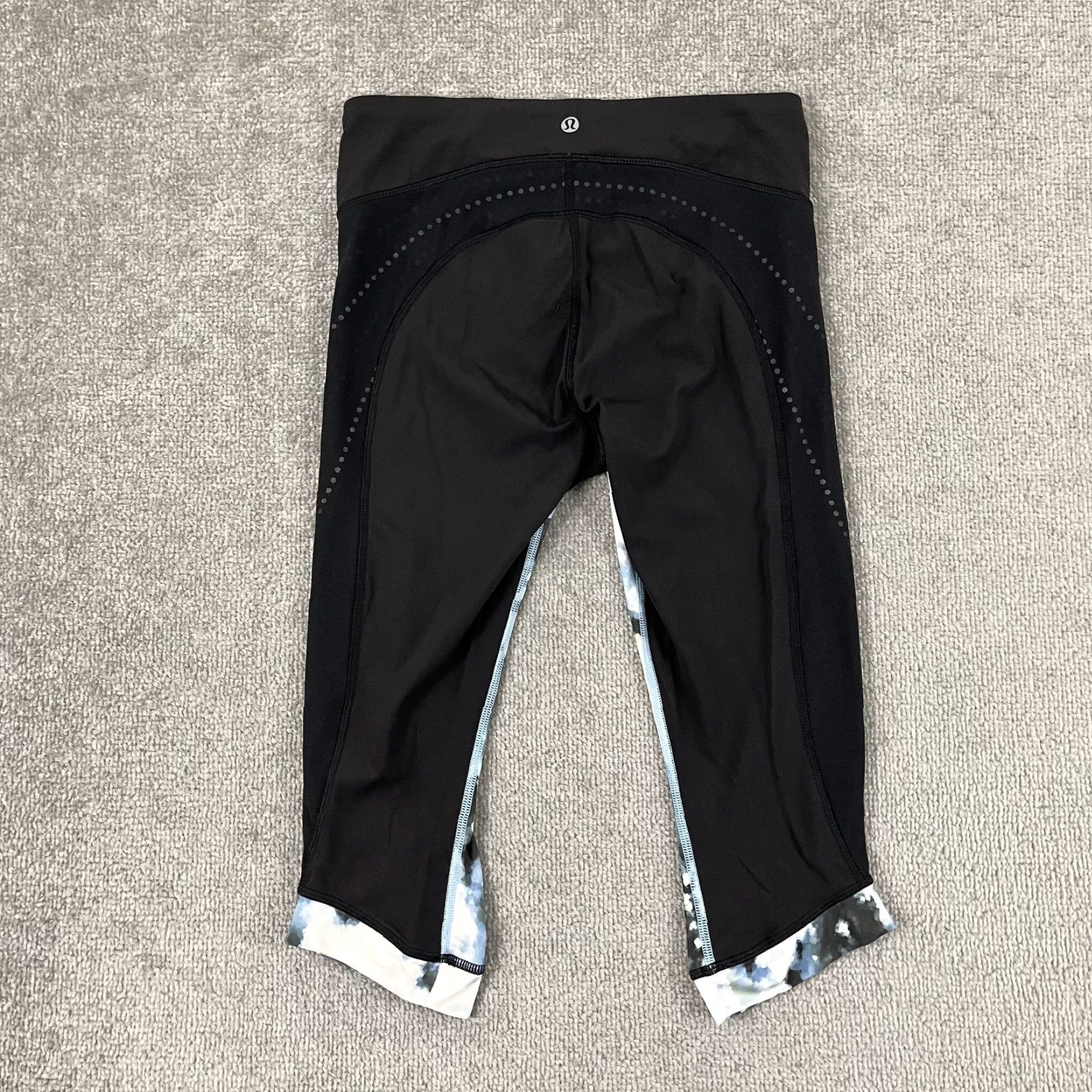 Lululemon Lululemon Stop At Nothing Crop Leggings Womens Size 6 / 17" Black Running Gym Crop Leggings Womens Size 6 Black Geometric Pattern Size 28" / US 6 / IT 42 - 2 Thumbnail