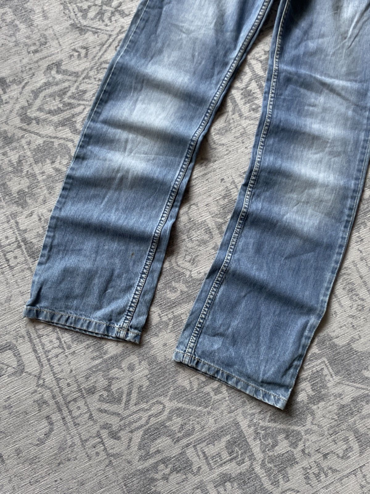 Vintage Vintage Flared Faded Jeans Tommy Hilfiger Big Logo Washed Size US 32 / EU 48 - 5 Thumbnail