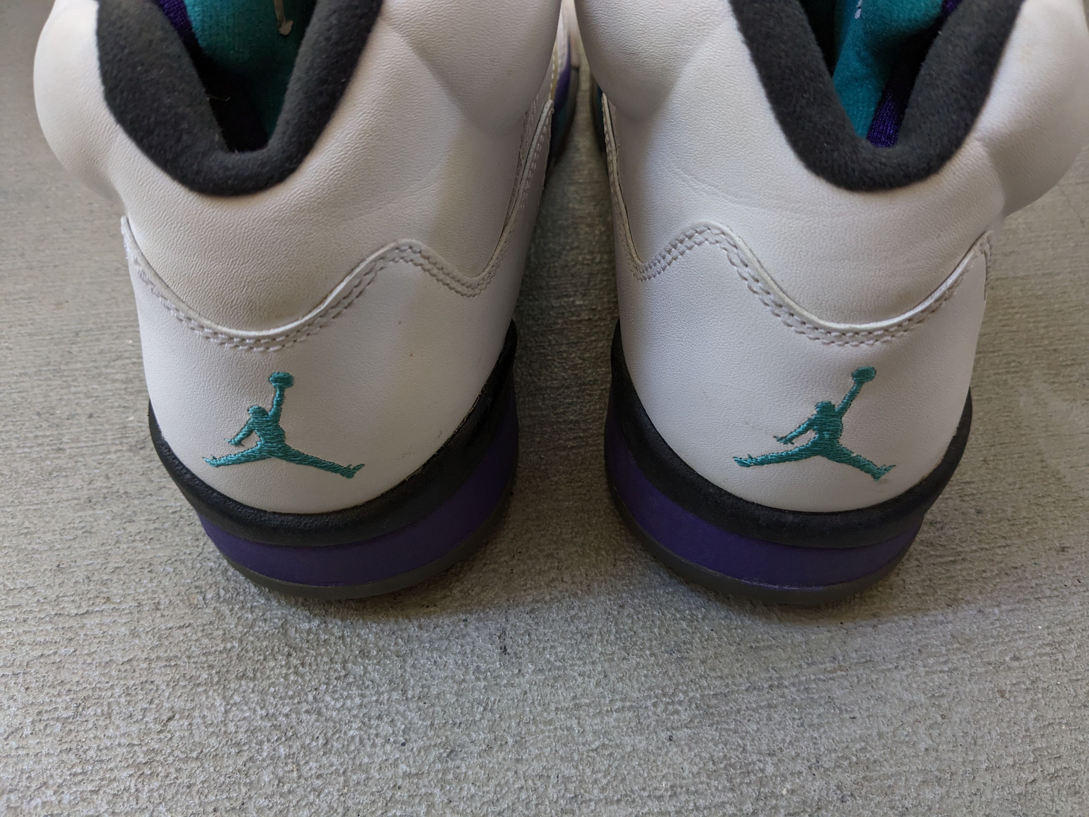 Jordan Brand Nike Air Jordan 5 Retro Grape 2013 White Purple 136027-108 Size US 9.5 / EU 42-43 - 11 Thumbnail