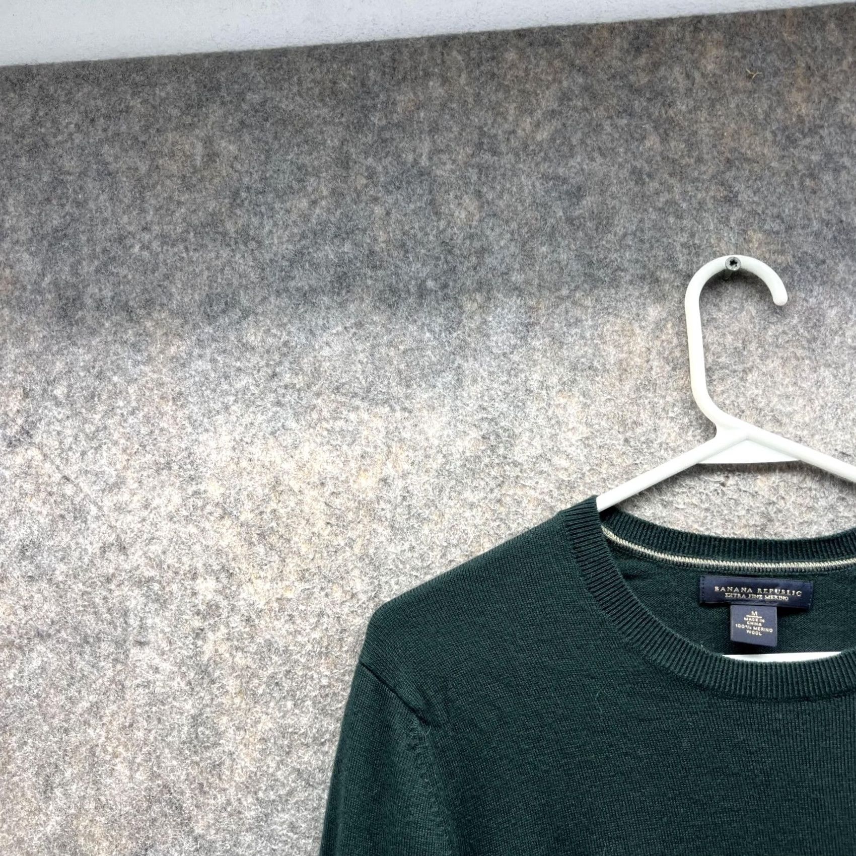 Banana Republic Banana Republic Sweater Men Medium Adult Green Wool Crew Neck Pullover Size US M / EU 48-50 / 2 - 3 Thumbnail