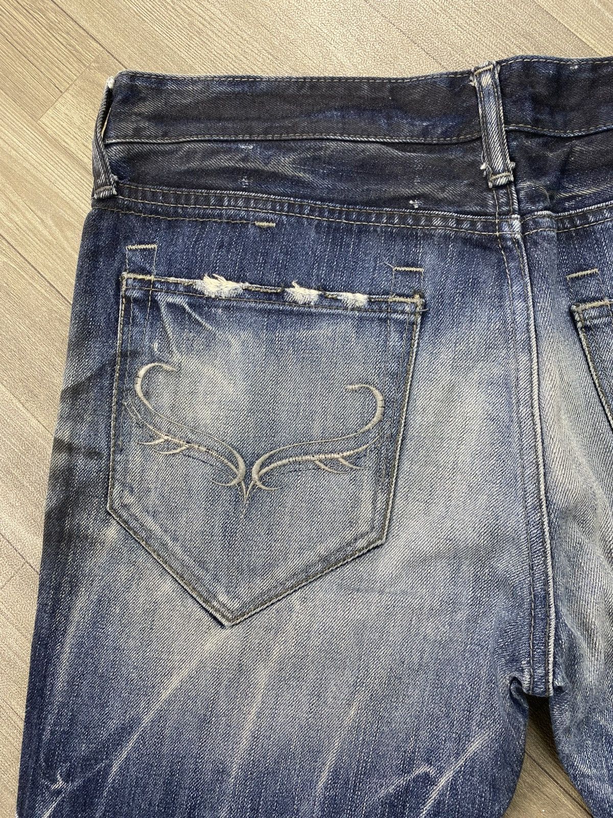 If Six Was Nine 2000s Fuga Cavarize Clawmarks Distressed Faded Flared Jeans Size US 32 / EU 48 - 14 Thumbnail