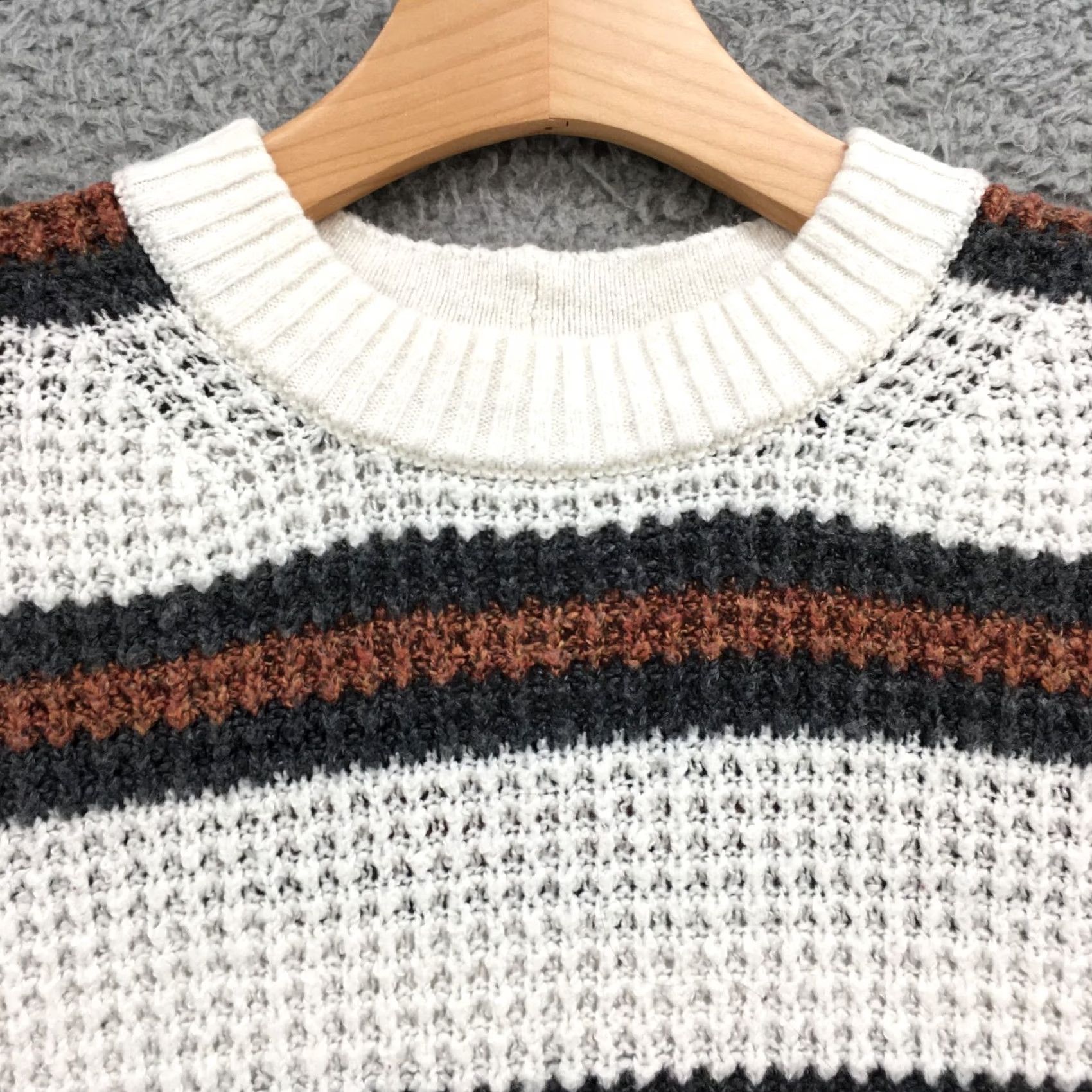 American Eagle Outfitters American Eagle Outfitters Crew Neck Sweater Mens S White Striped Pullover Knit Size US S / EU 44-46 / 1 - 4 Thumbnail