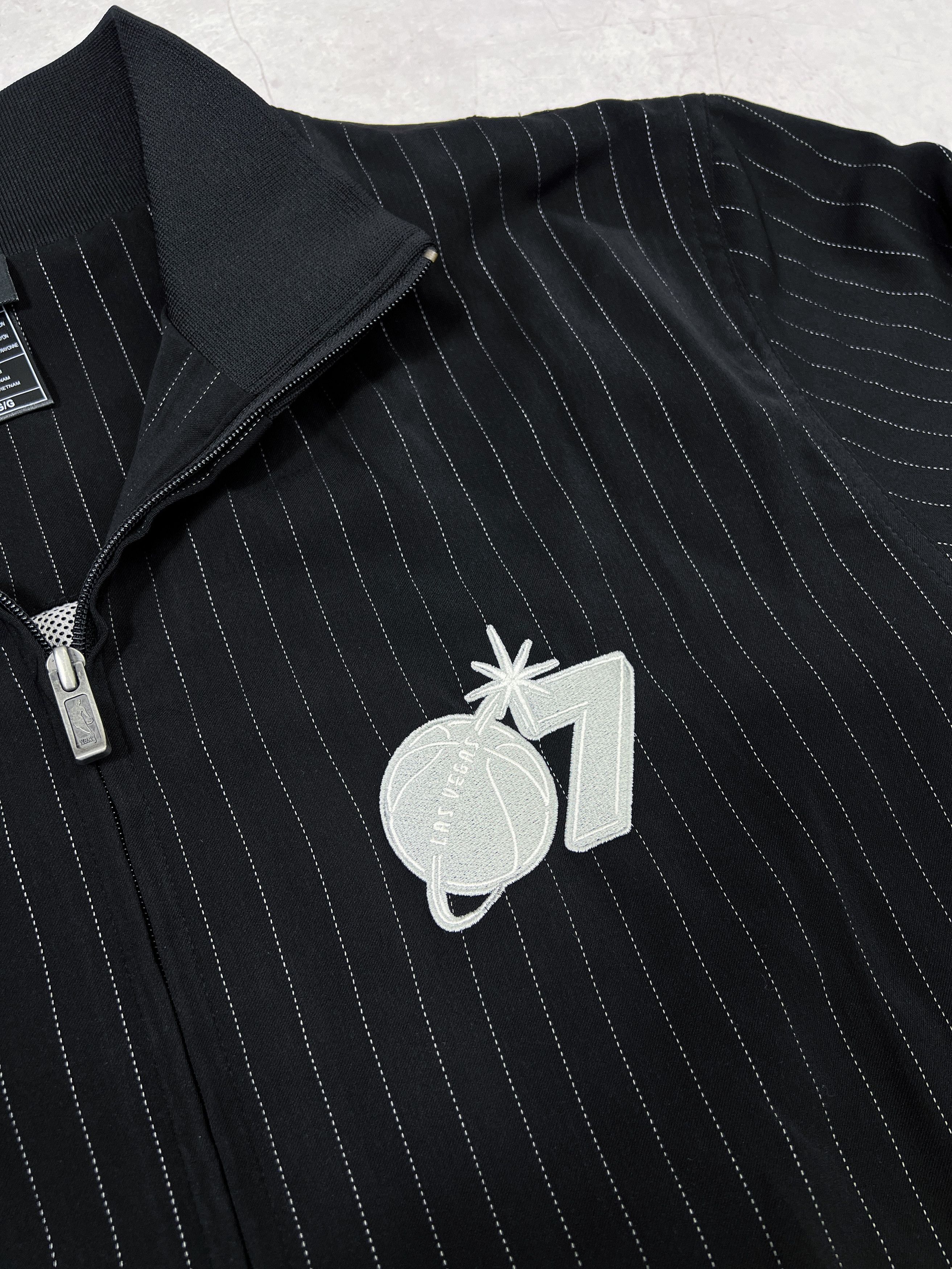 Adidas × NBA Y2K Adidas Track Jacket Las Vegas NBA Size US L / EU 52-54 / 3 - 5 Thumbnail